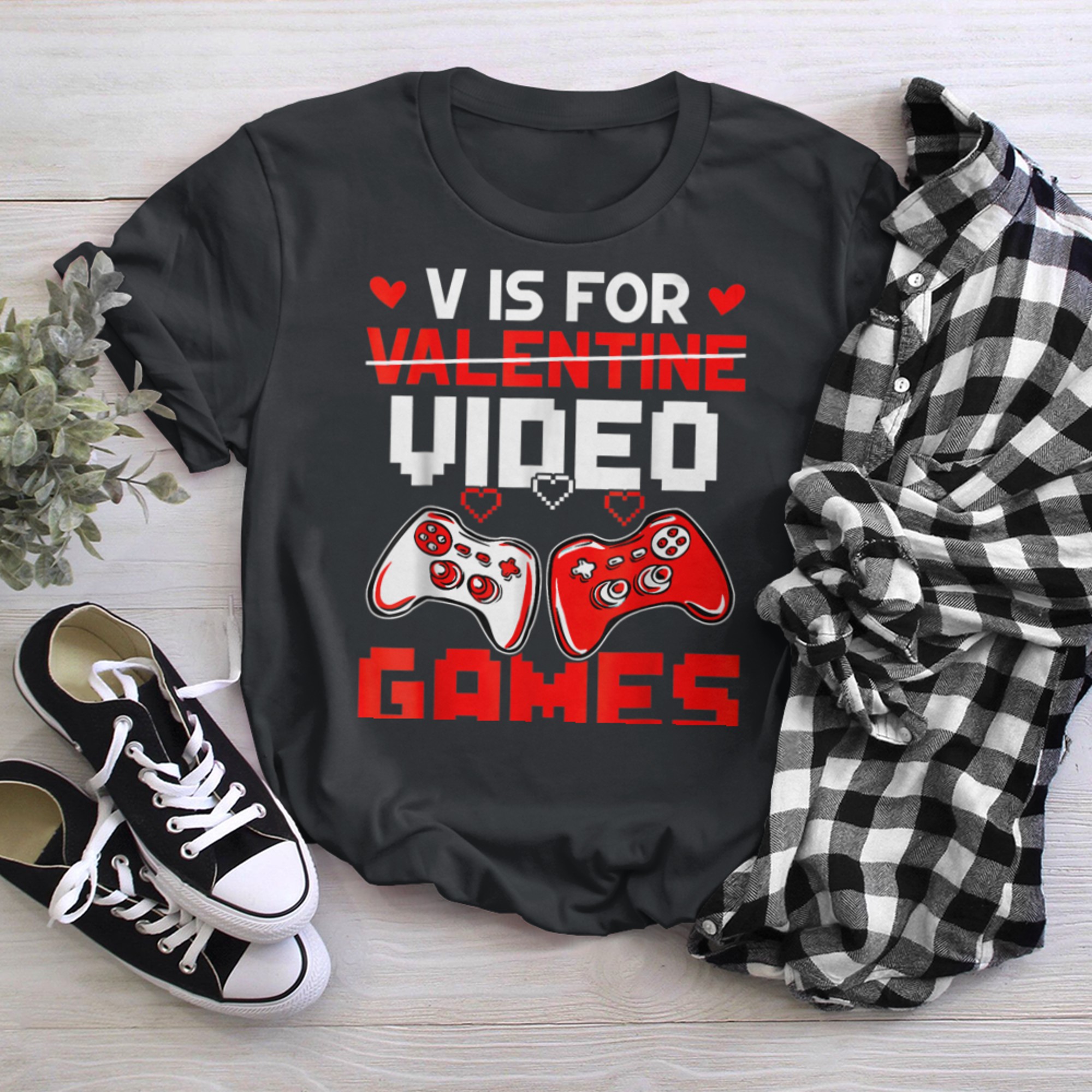 V Is For Video Games Funny Gamer Kids Boys Valentines Day (10) t-shirt black