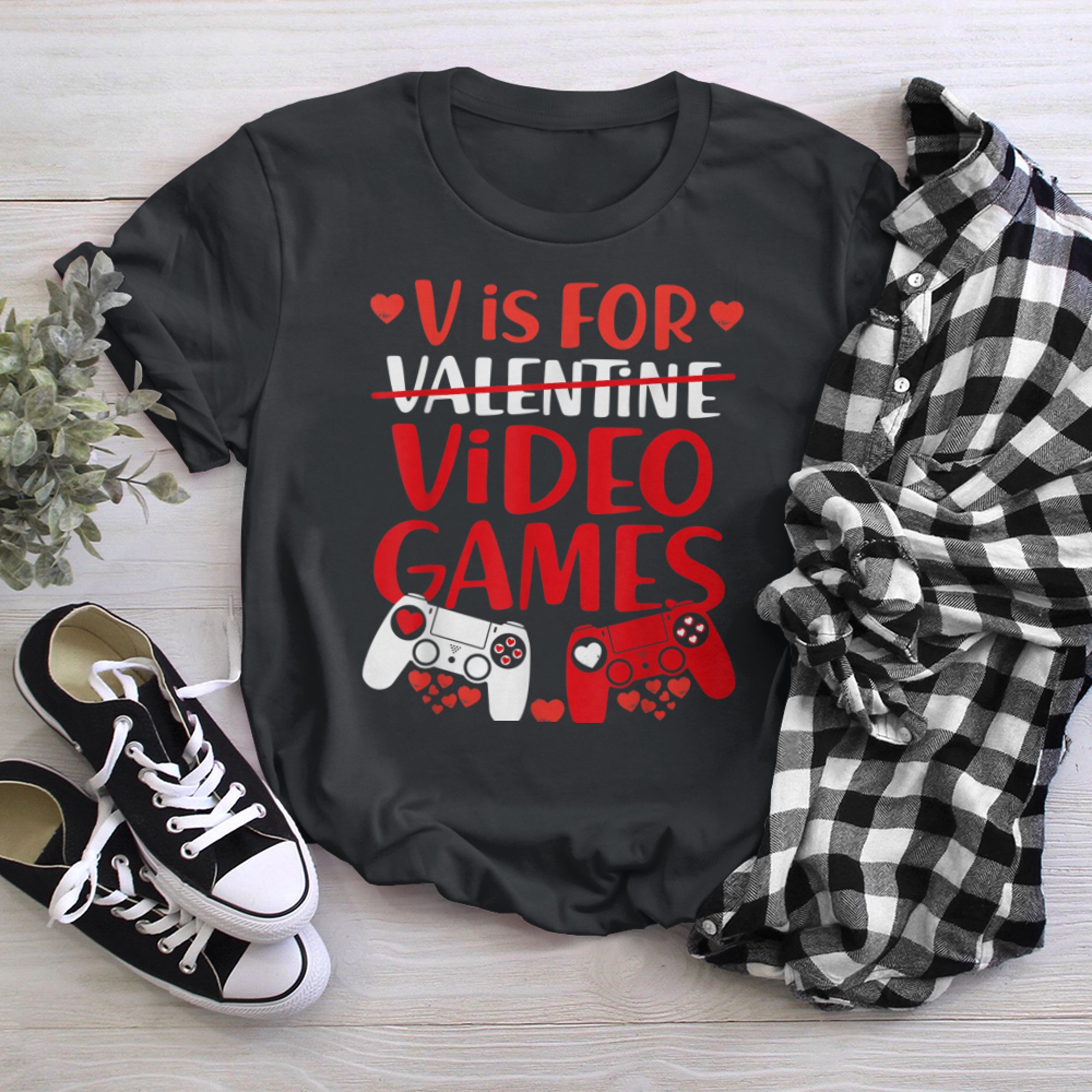 V Is For Video Games Funny Gamer Kids Boys Valentines Day (11) t-shirt black