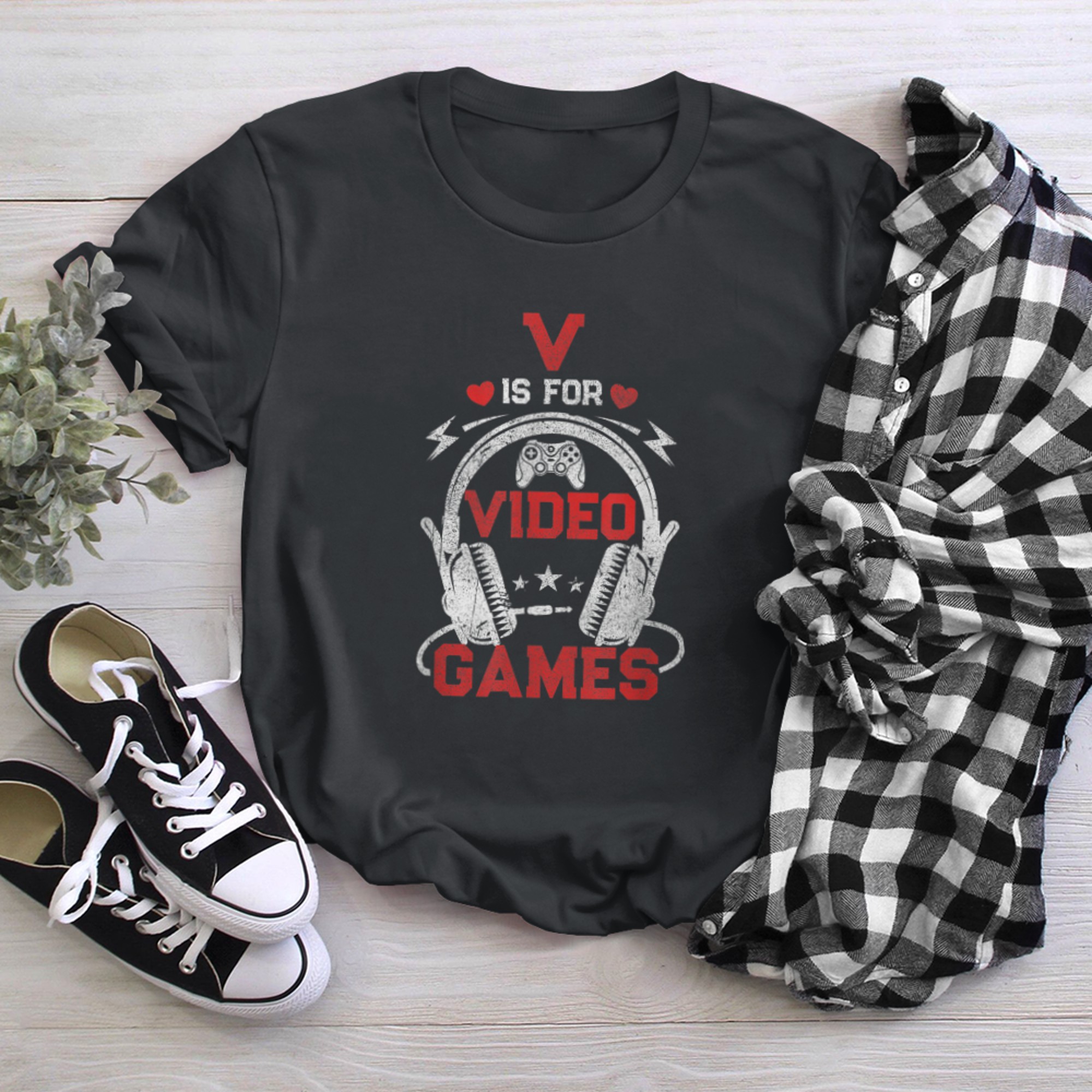 V Is For Video Games Funny Gamer Kids Boys Valentines Day (23) t-shirt black