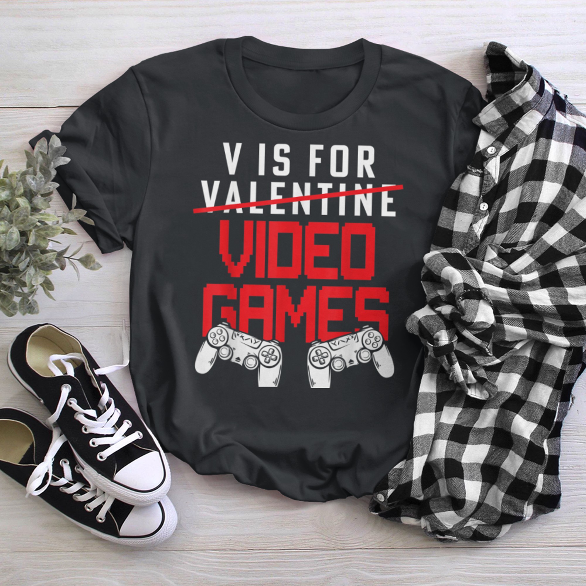 V Is For Video Games Funny Gamer Kids Boys Valentines Day (28) t-shirt black