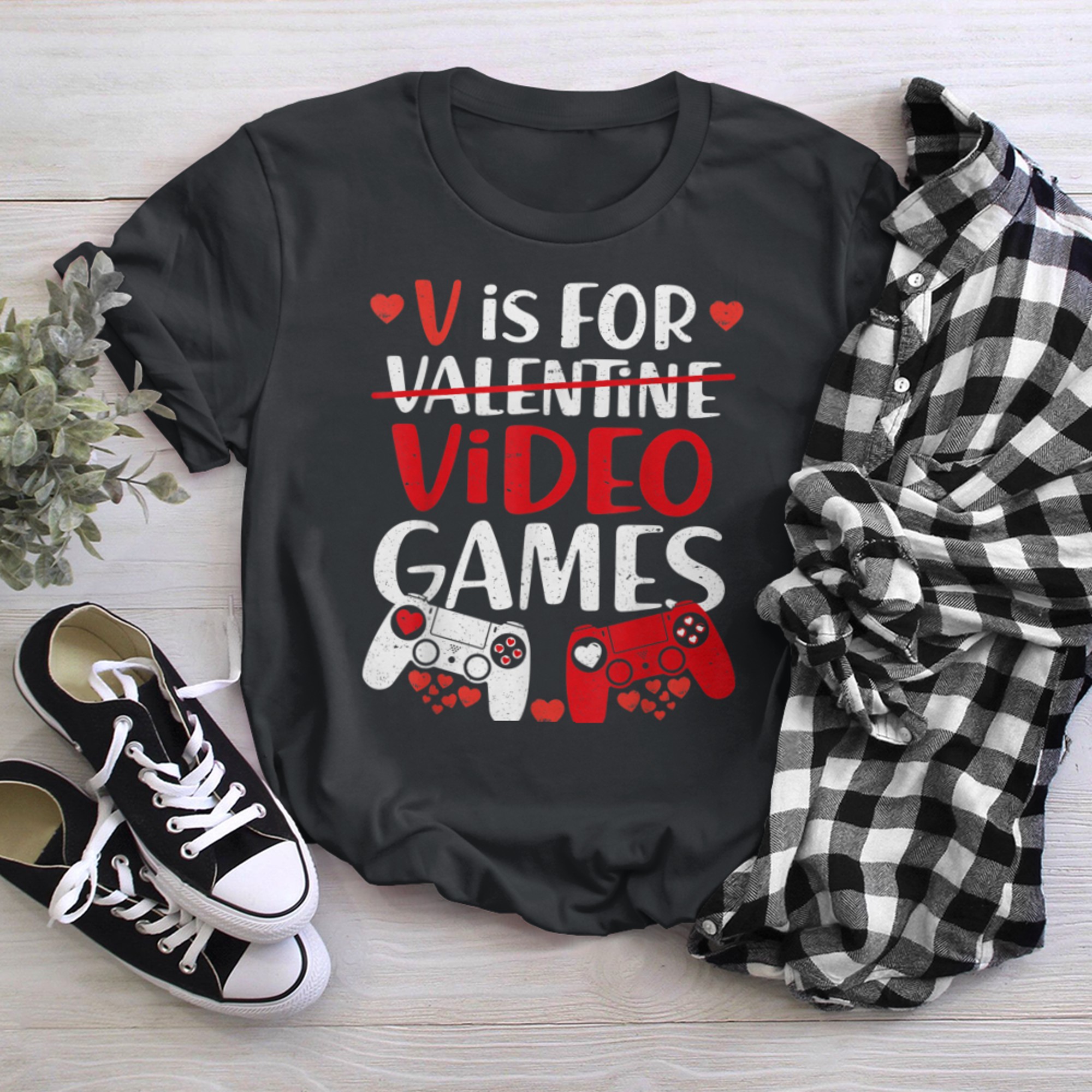 V Is For Video Games Funny Gamer Kids Boys Valentines Day (3) t-shirt black