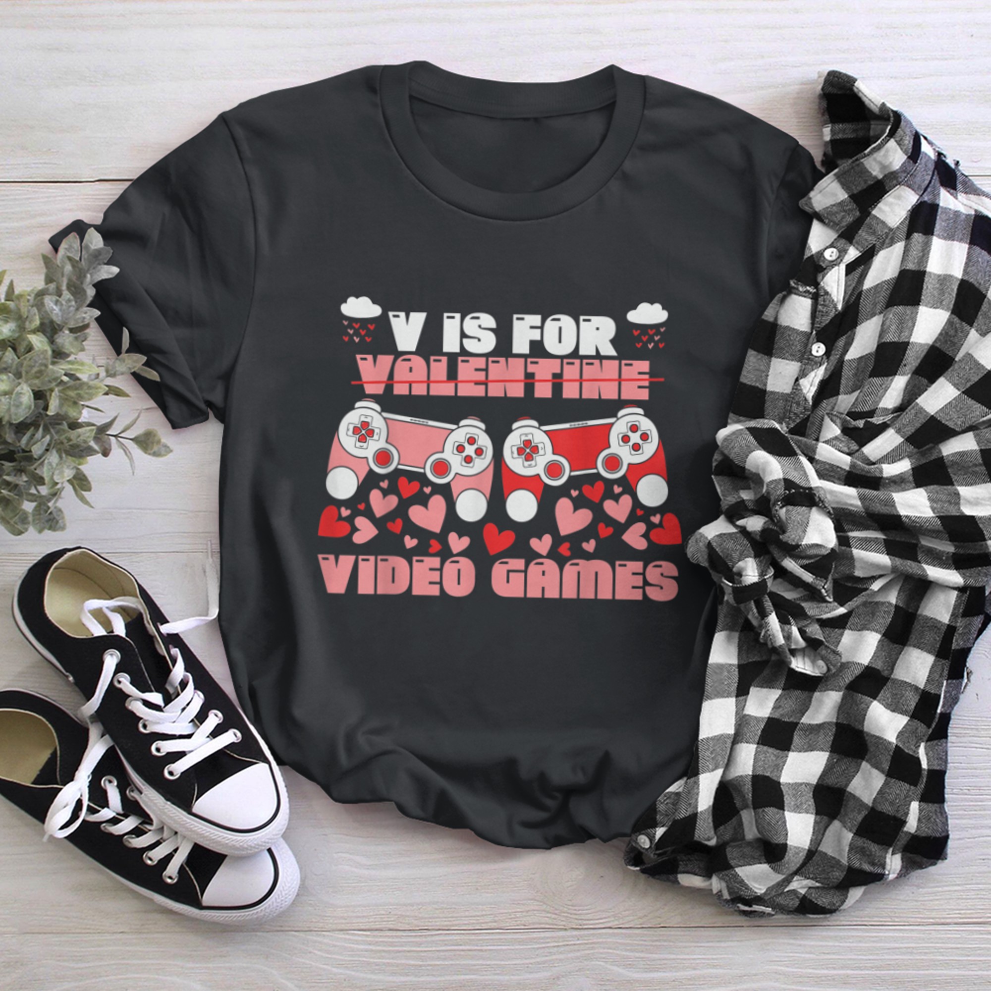 V Is For Video Games Funny Gamer Kids Boys Valentines Day (43) t-shirt black