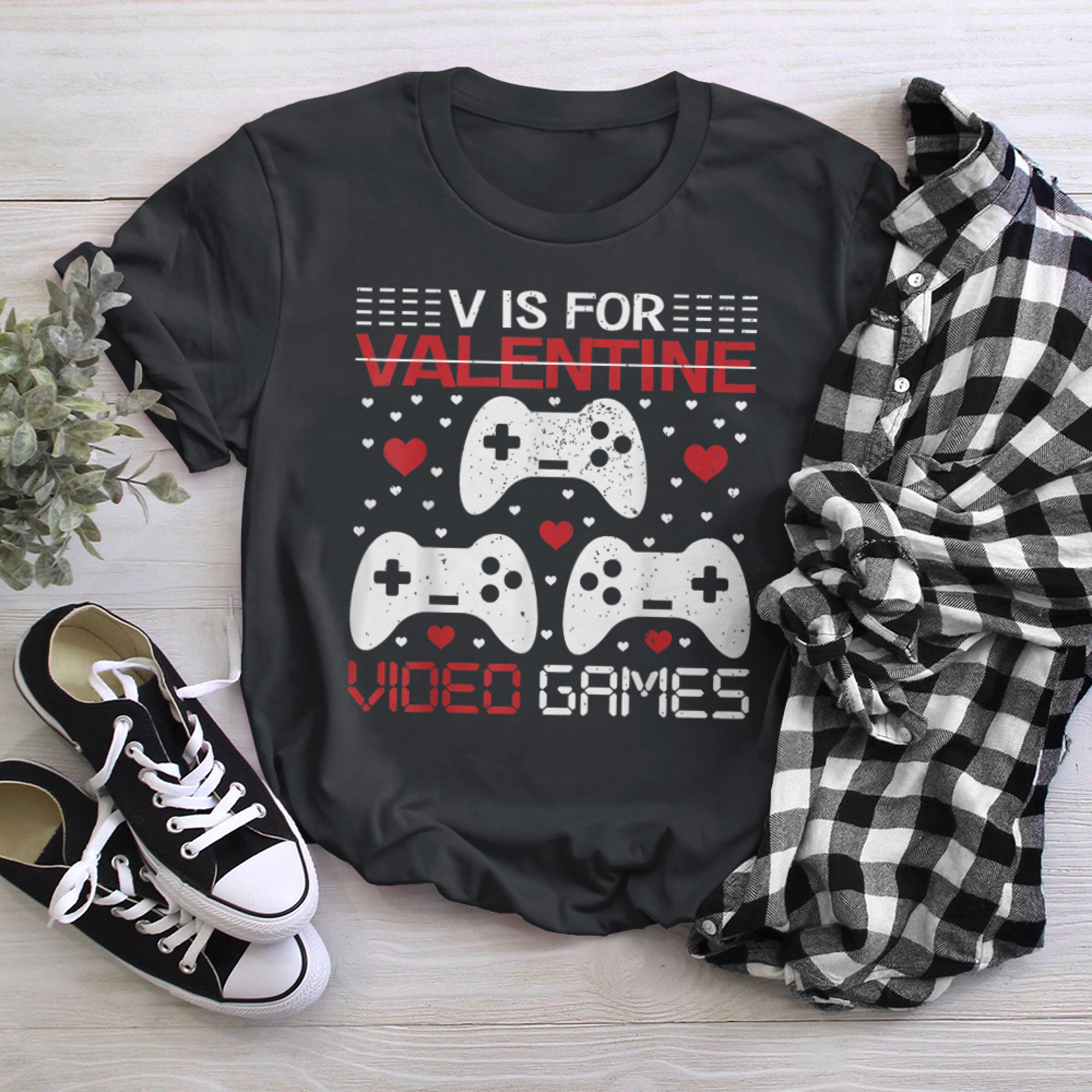 V Is For Video Games Funny Gamer Kids Boys Valentines Day (44) t-shirt black