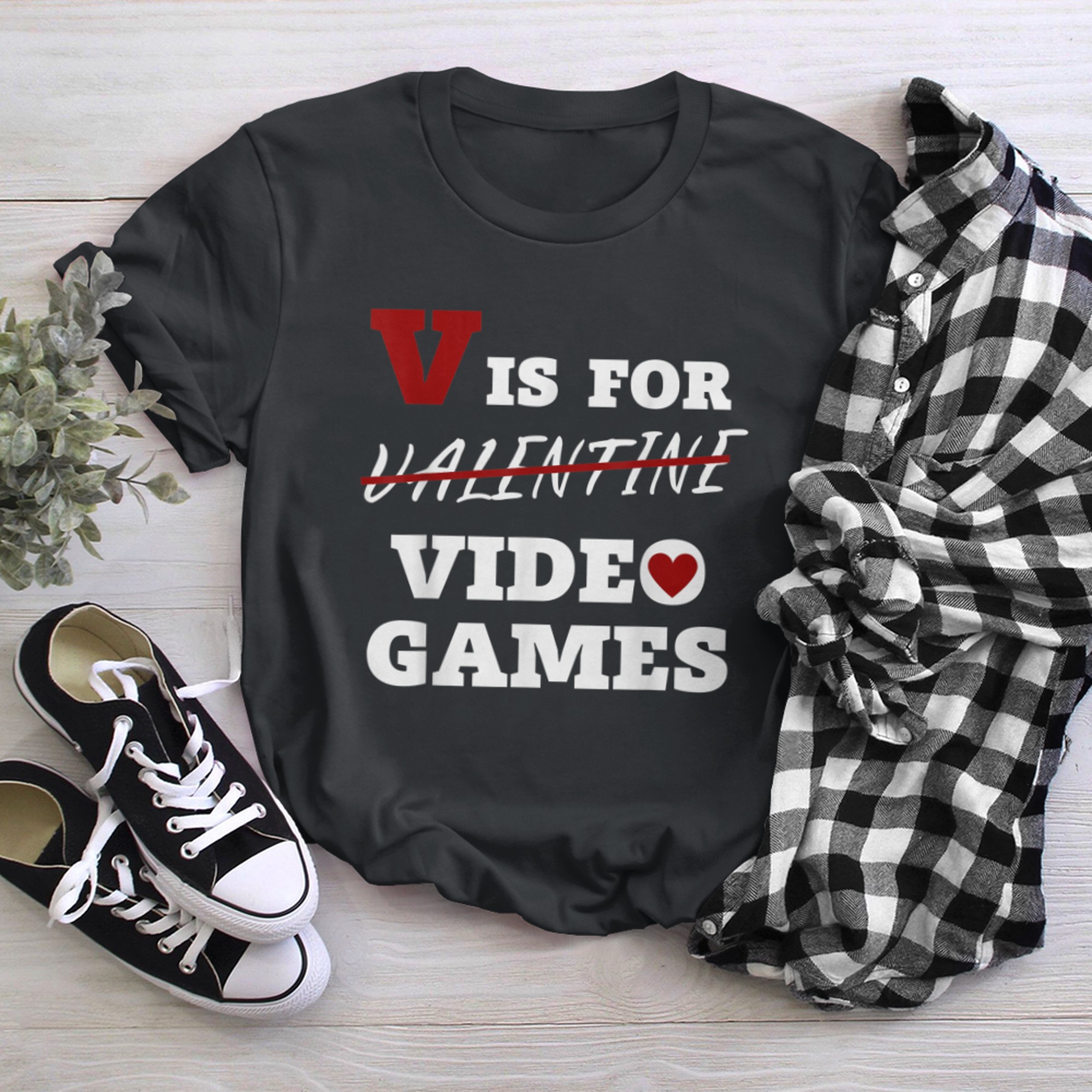 V Is For Video Games Funny Gamer Valentines Day Boy Men Girl t-shirt black