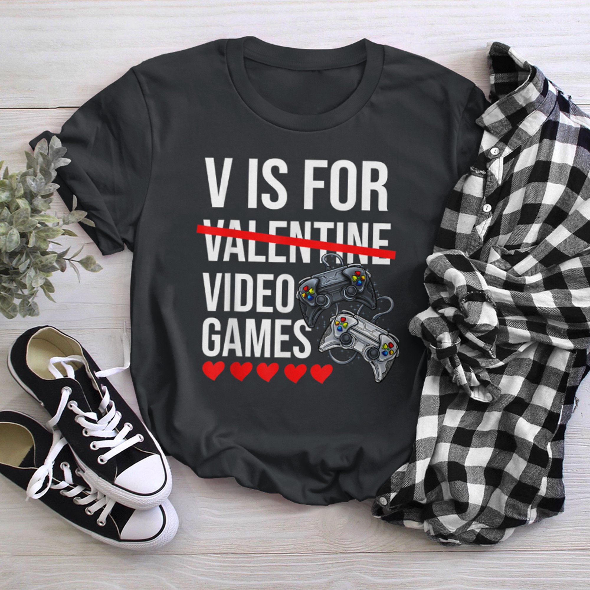 V Is For Video Games Funny Online Gamer Gaming Men Boys t-shirt black