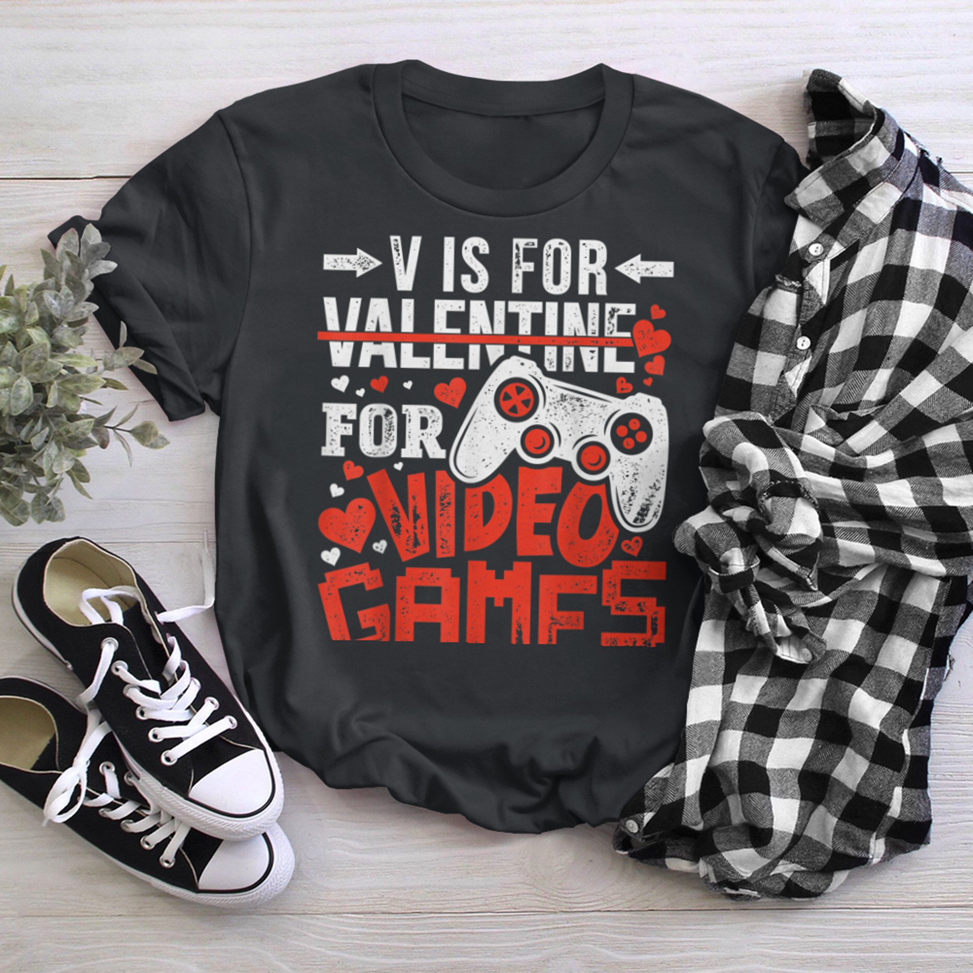 V Is For Video Games Funny Valentines Day Gamer (6) t-shirt black