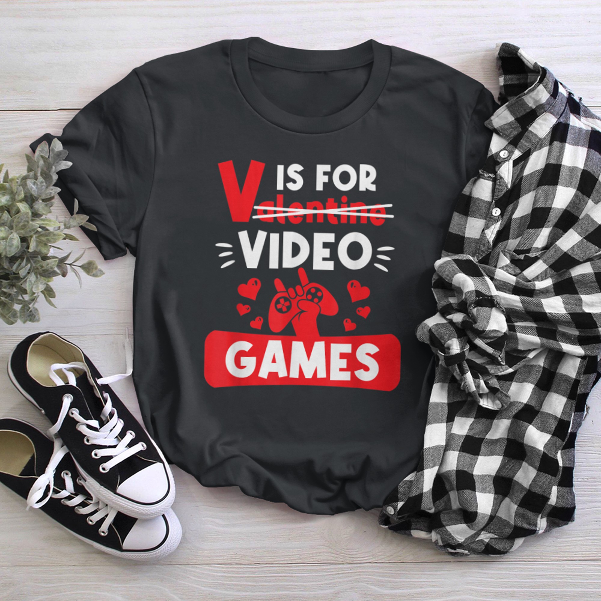 V Is For Video Games Funny Valentine's Day Gamer (8) t-shirt black