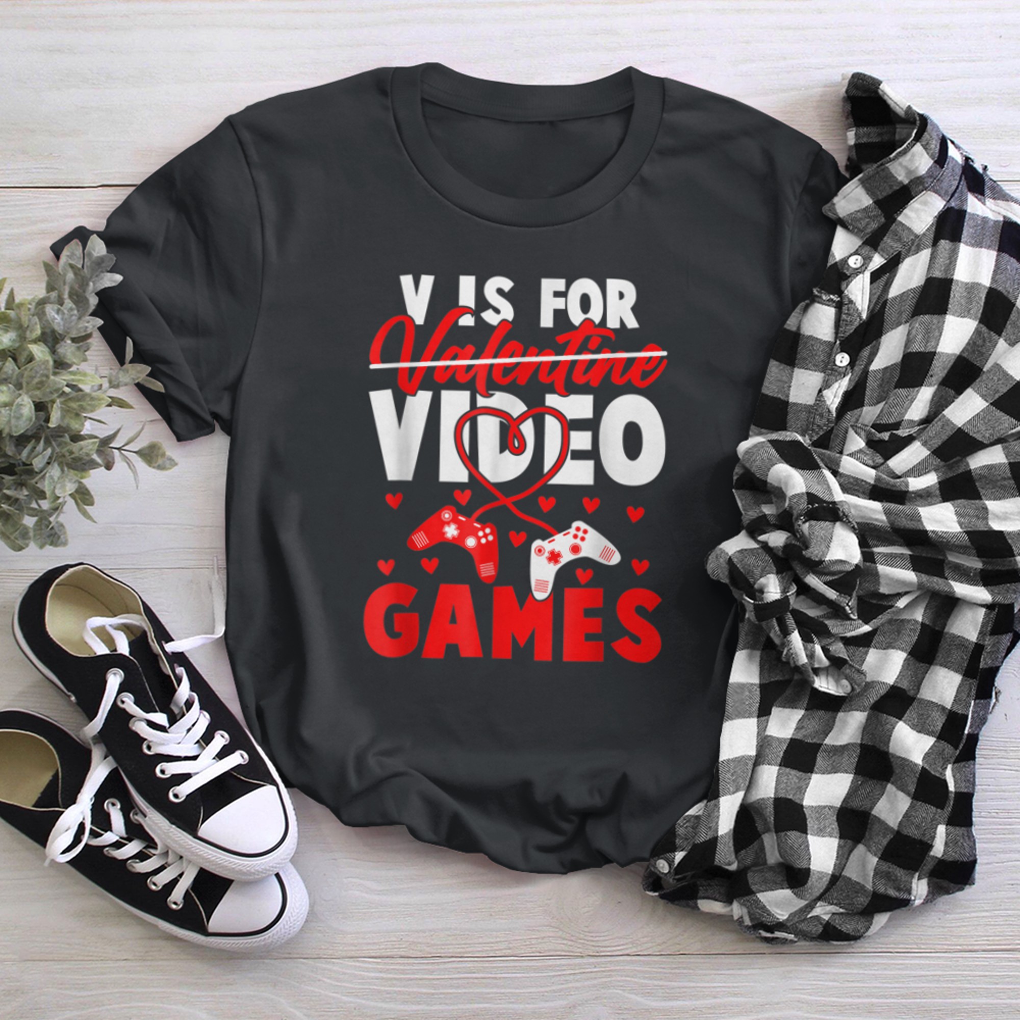 V Is For Video Games Funny Valentines Day Gamer Boy (6) t-shirt black