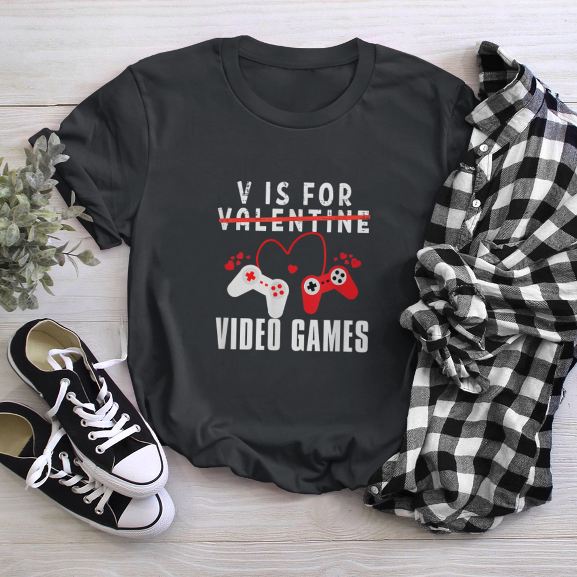 V Is For Video Games Funny Valentines Day Gamer Boy Best t-shirt black