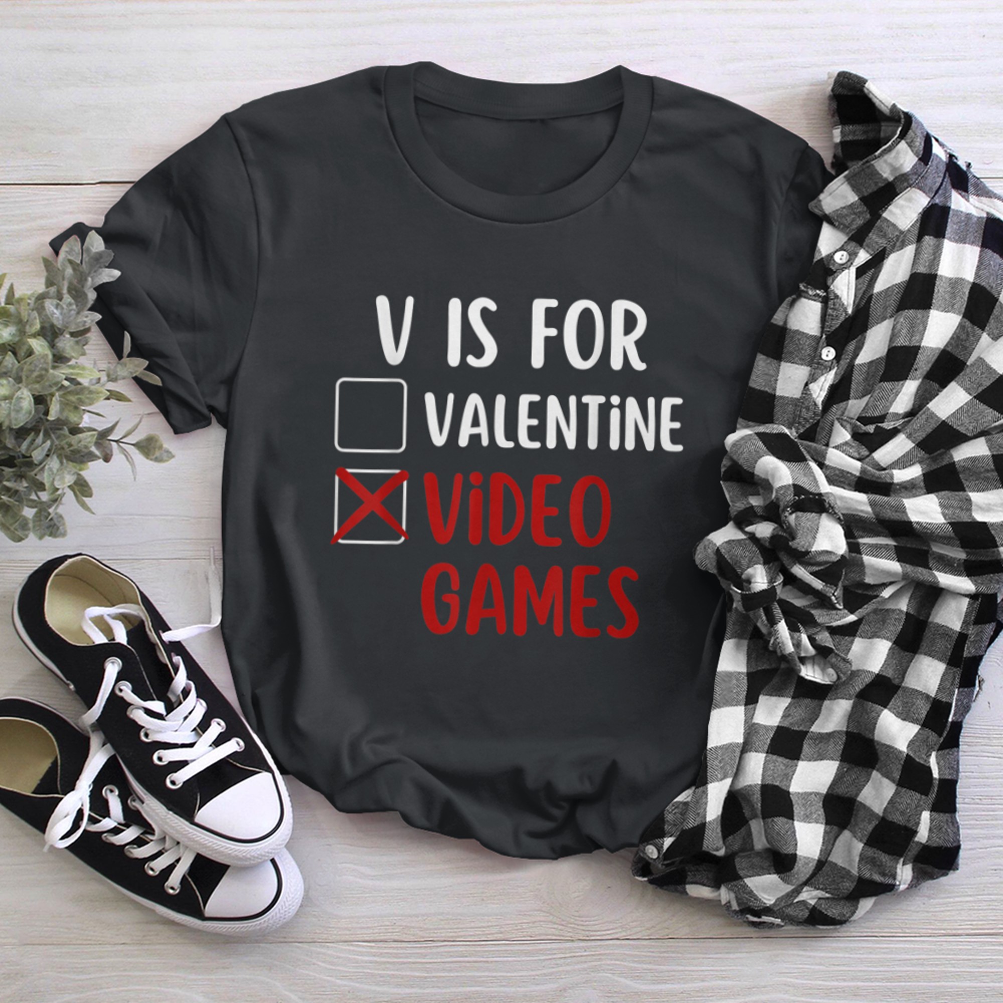 V Is For Video Games Funny Valentines Day Gamer Boy Girl Men t-shirt black