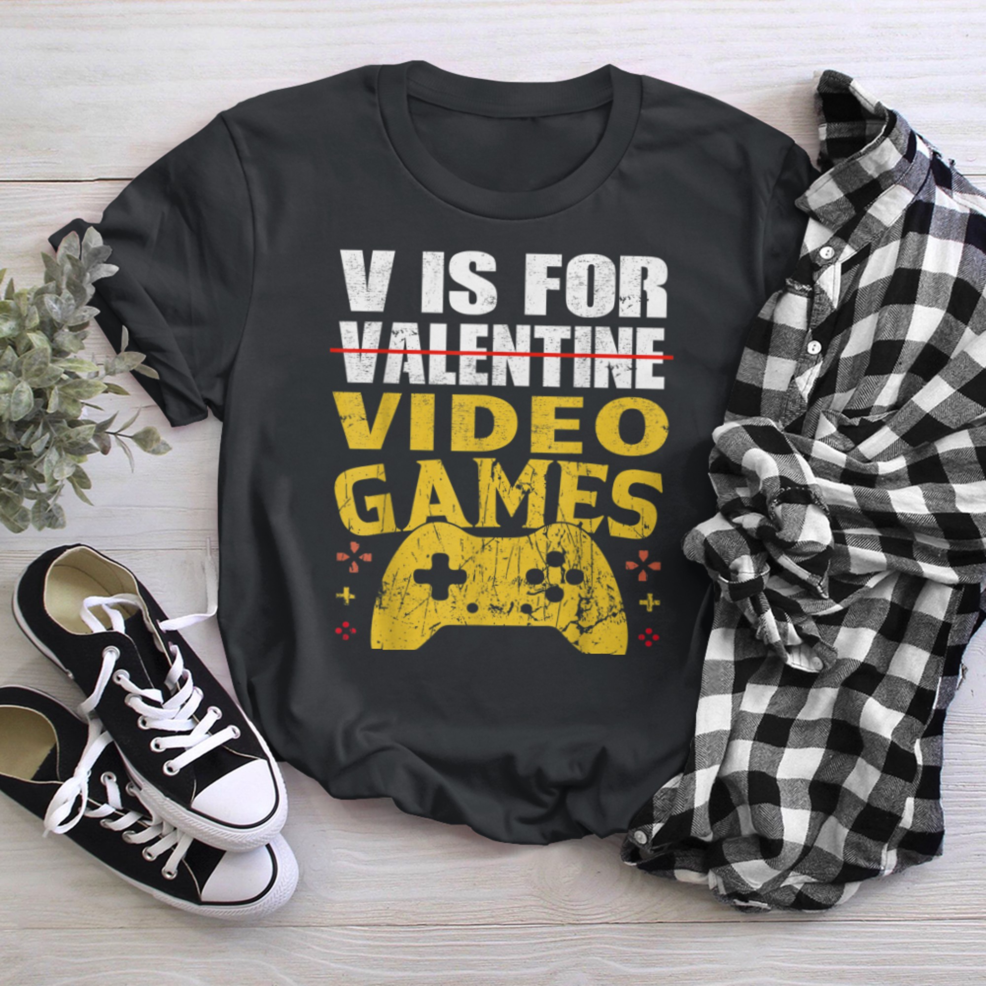 V Is For Video Games Funny Valentines Day Gamer Boy Men - 2023-09-16T114046.517 t-shirt black