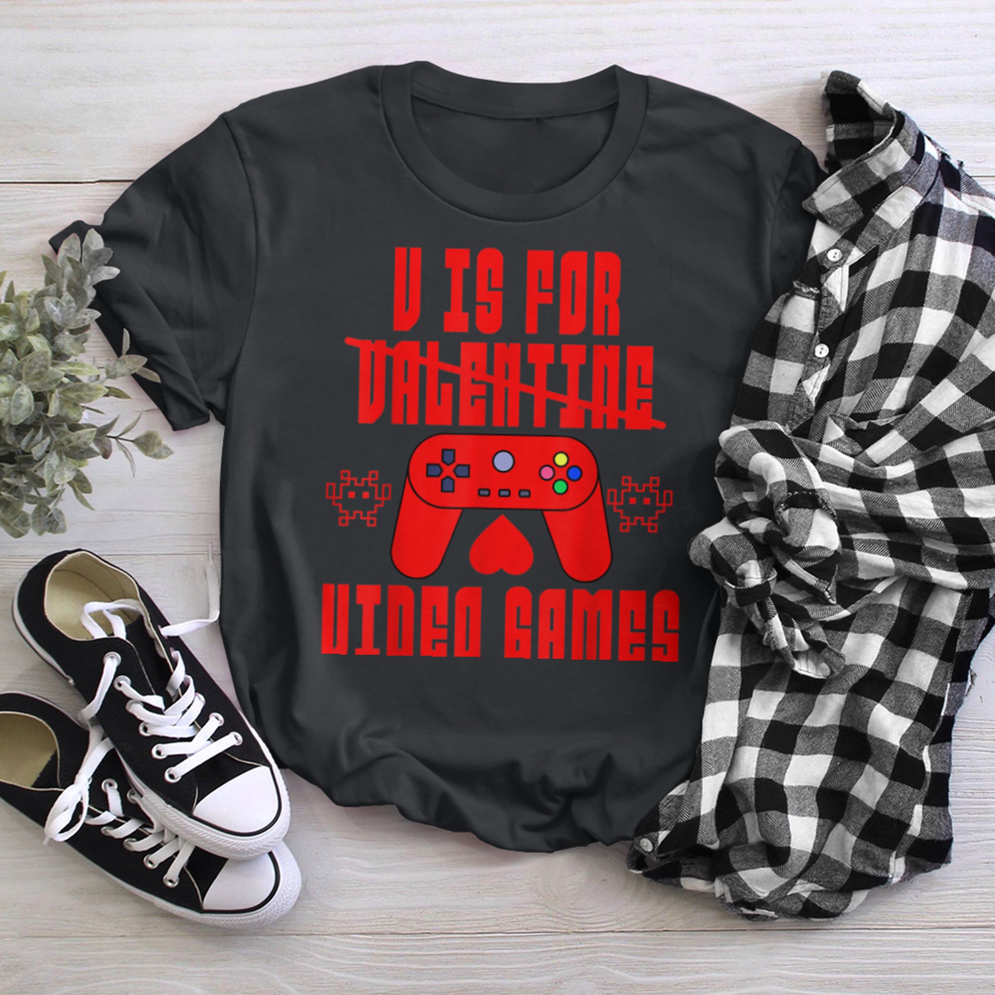 V Is For Video Games Funny Valentines Day Gamer Boy Men - 2023-09-16T114051.114 t-shirt black