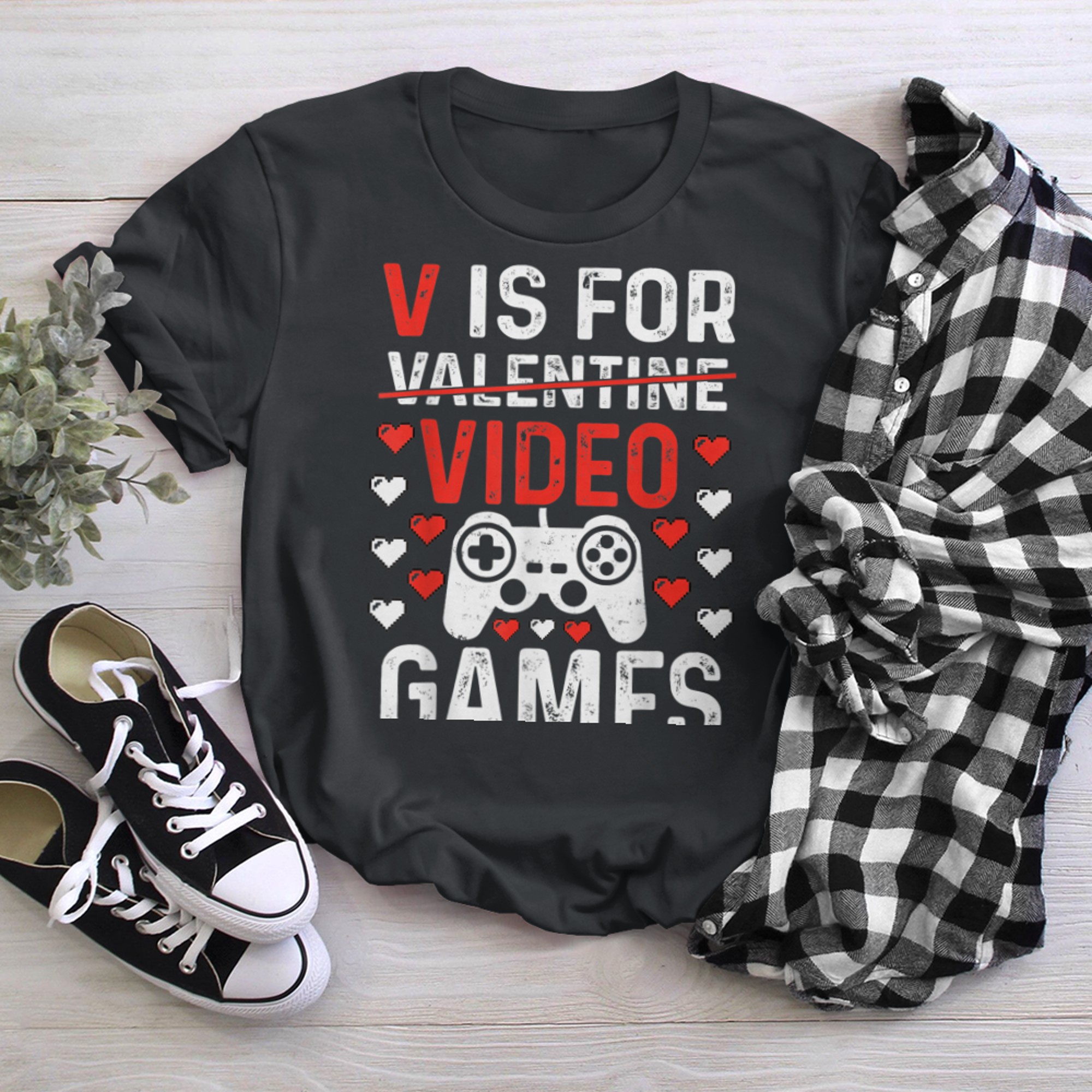 V Is For Video Games Funny Valentines Day Gamer Boy Men - 2023-09-16T114103.144 t-shirt black