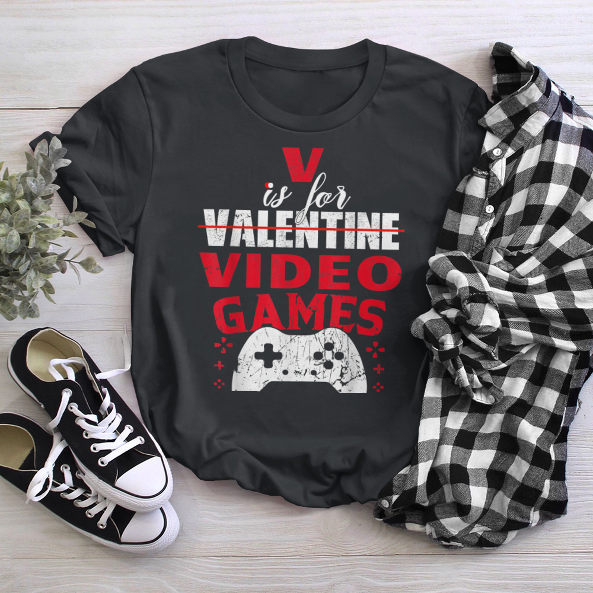 V Is For Video Games Funny Valentines Day Gamer Boy Men - 2023-09-16T114106.214 t-shirt black