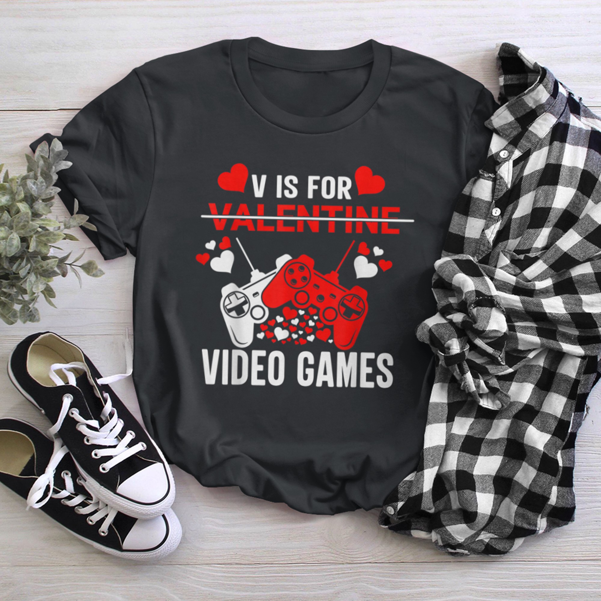 V Is For Video Games Funny Valentines Day Gamer Boy Men - 2023-09-16T114108.272 t-shirt black