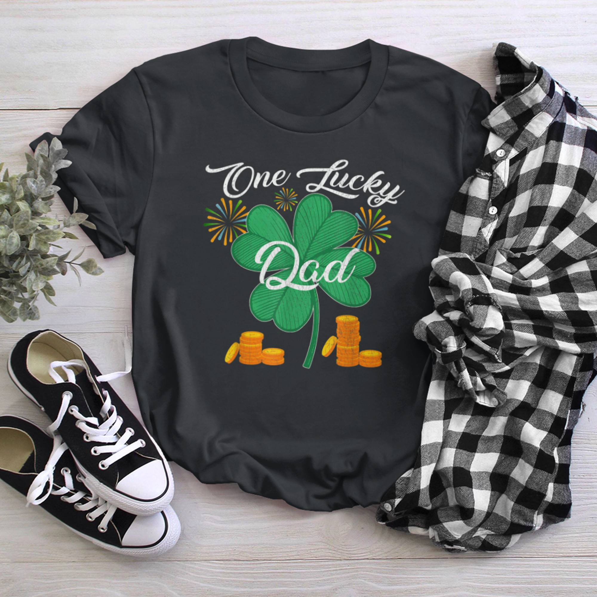 Mens St. Patrick's Day I'm One Lucky Dad t-shirt black