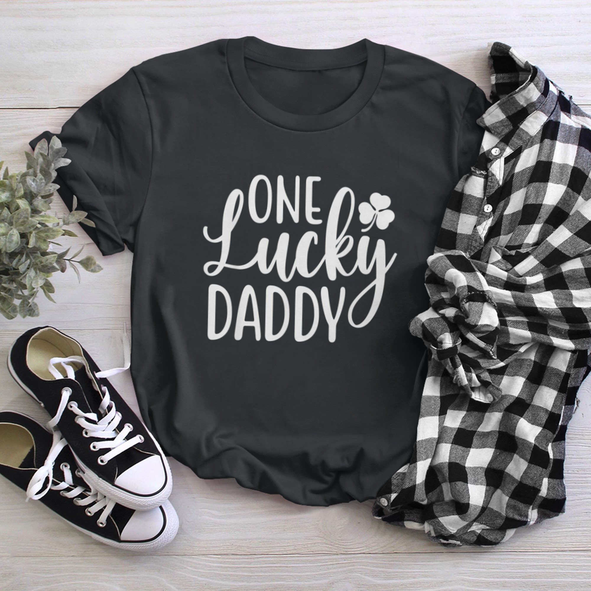 One Lucky Dad Matching St Patricks Day t-shirt black