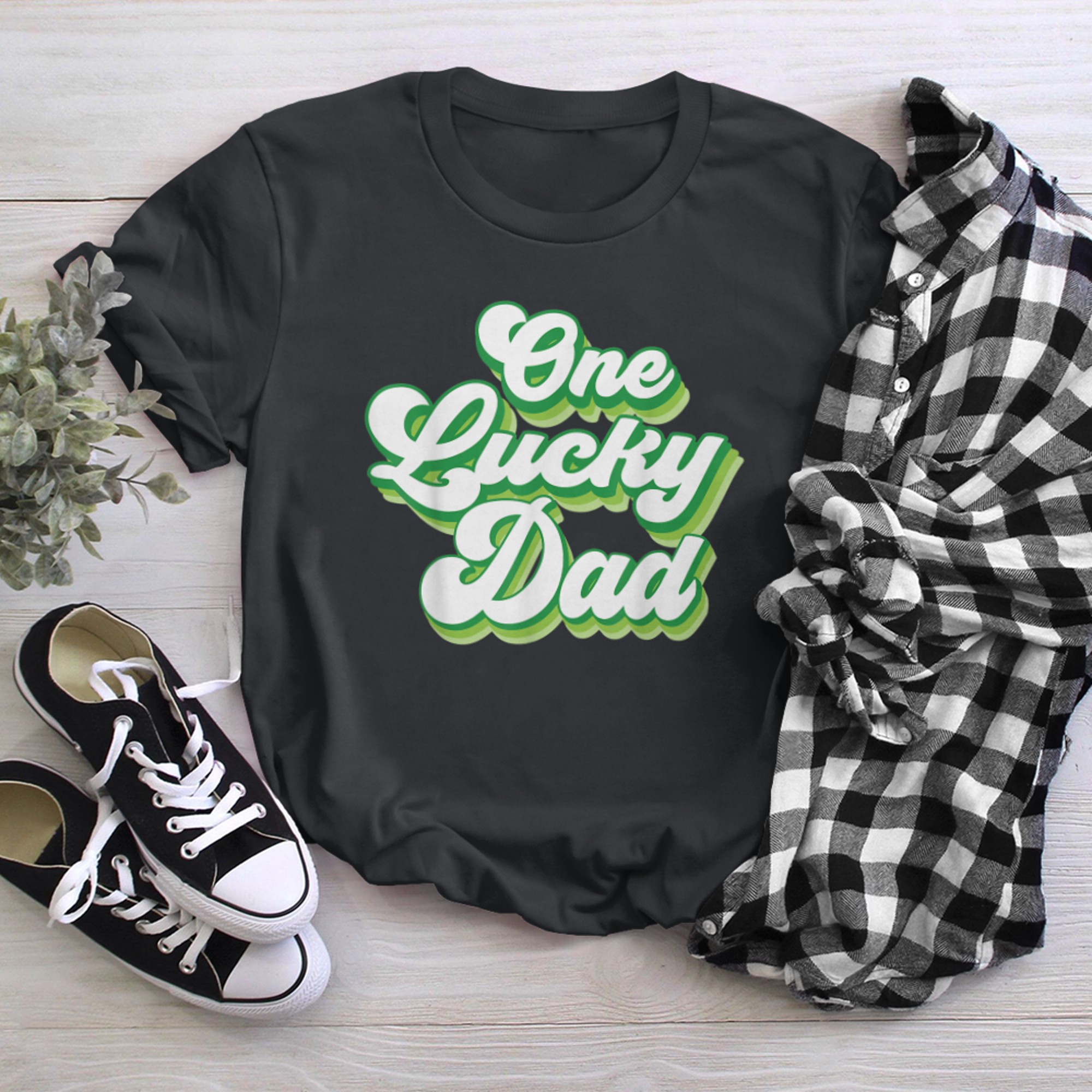 One Lucky Dad Retro Vintage St Patrick's Day t-shirt black