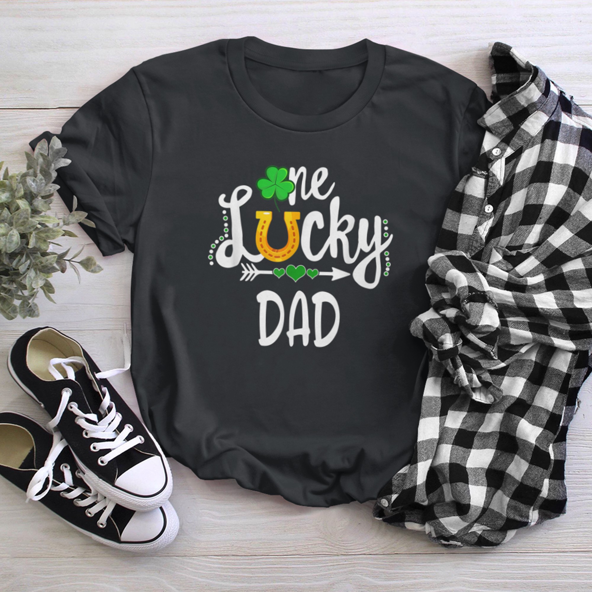 One Lucky dad St Patricks Day Matching Father t-shirt black