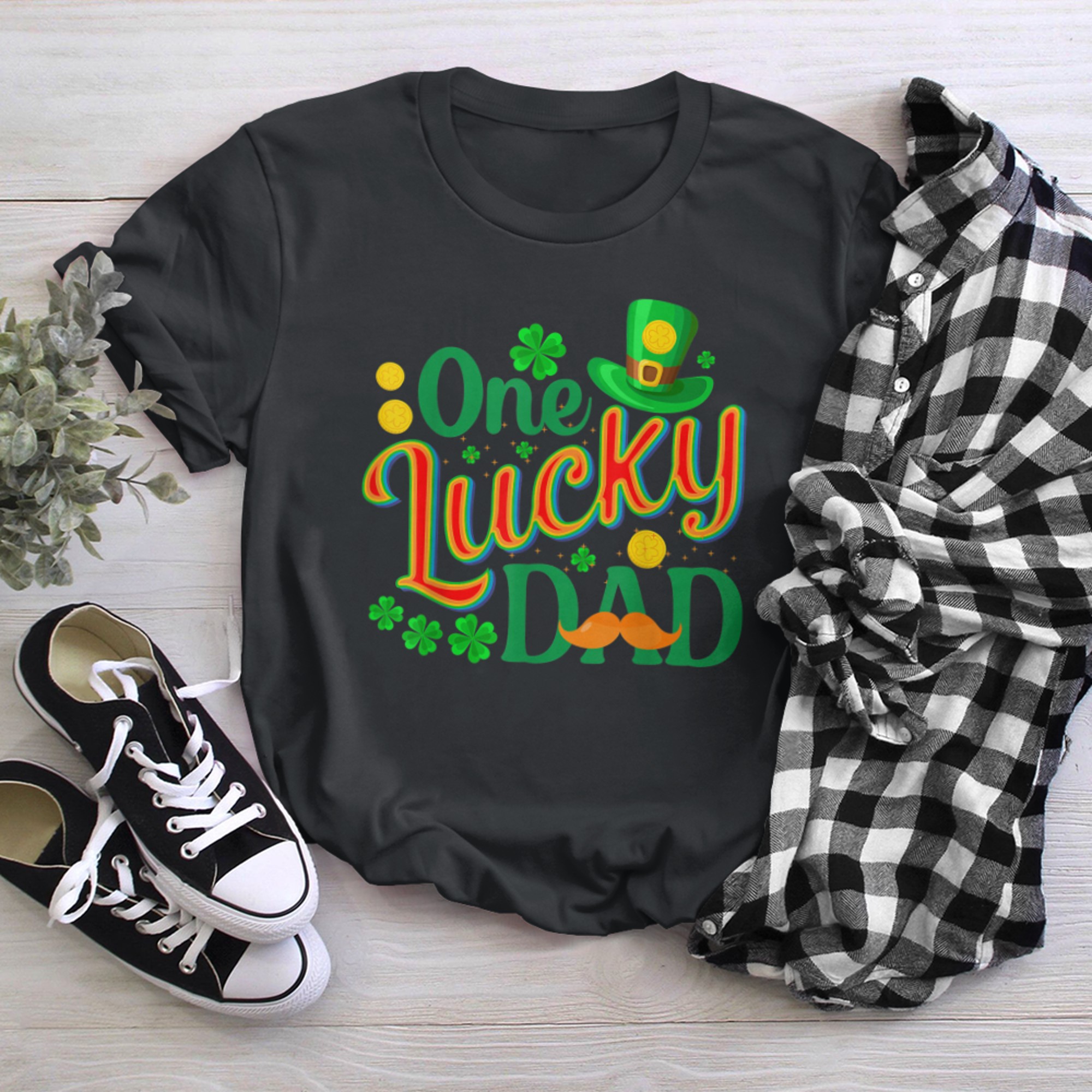 One Lucky Dad St Patrick's Day Shamrock Irish t-shirt black