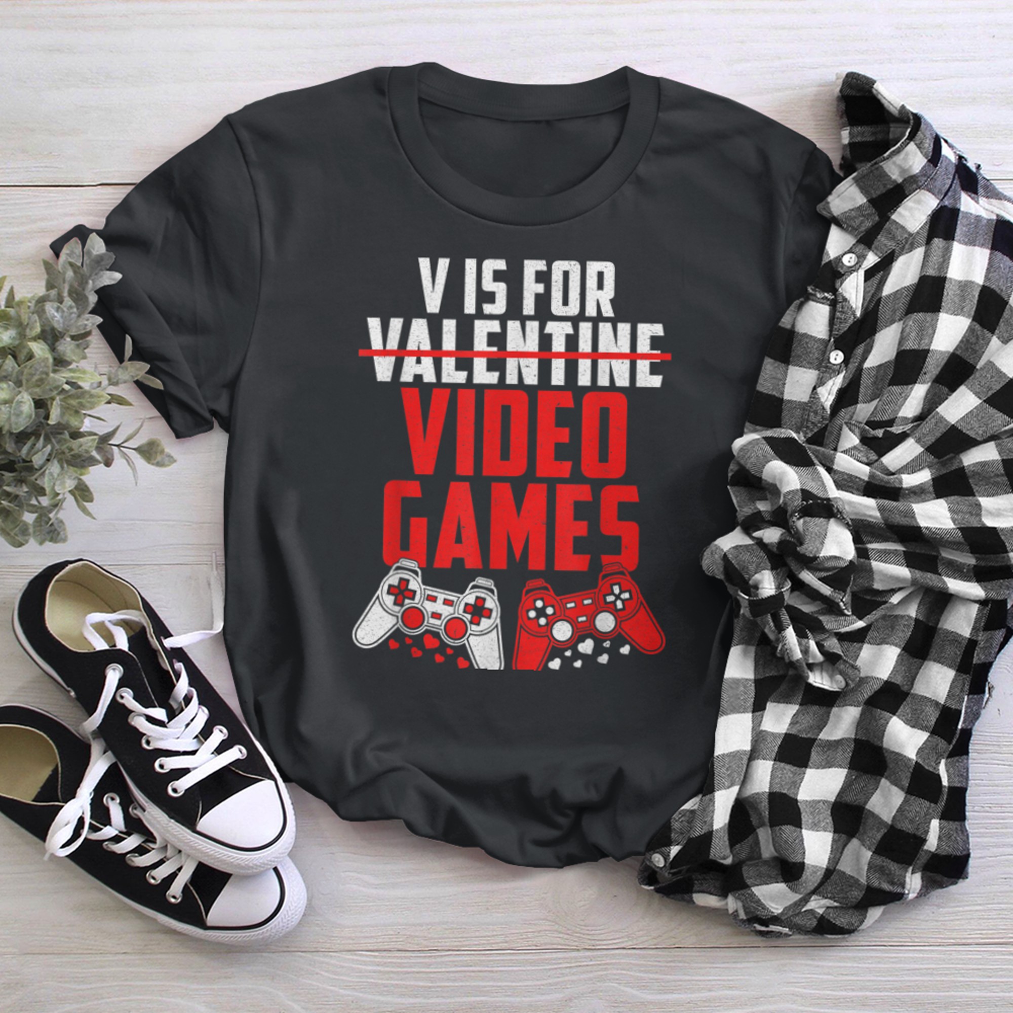 V Is For Video Games Funny Valentines Day Gamer Boy Men - 2023-09-16T114118.511 t-shirt black