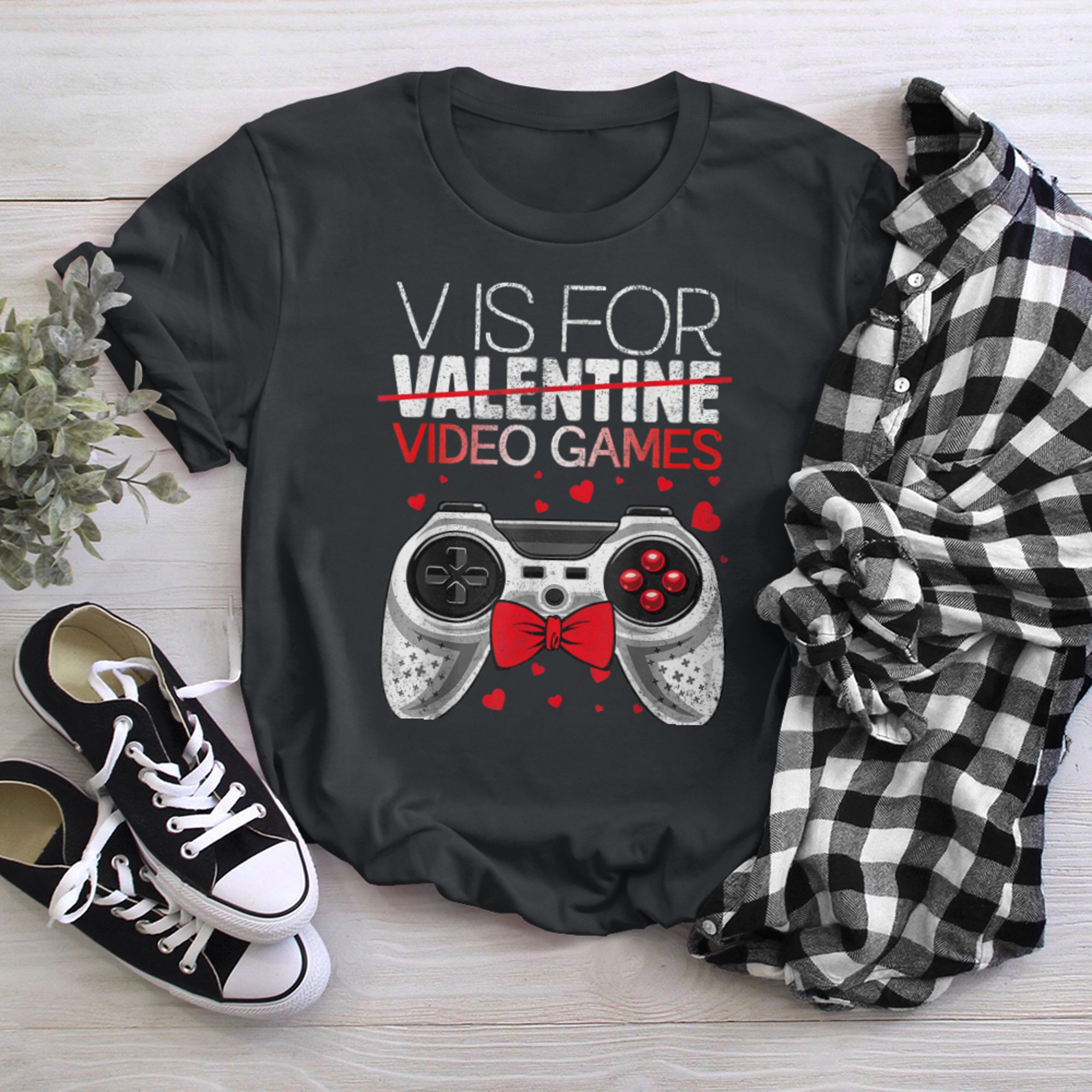 V Is For Video Games Funny Valentines Day Gamer Boy Men - 2023-09-16T114120.511 t-shirt black