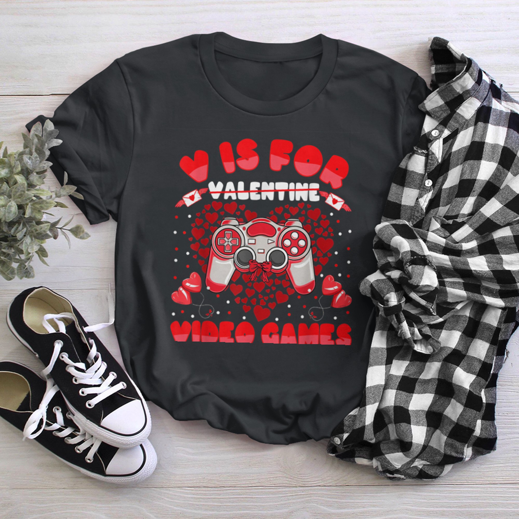 V Is For Video Games Funny Valentines Day Gamer Boy Men - 2023-09-16T114127.399 t-shirt black