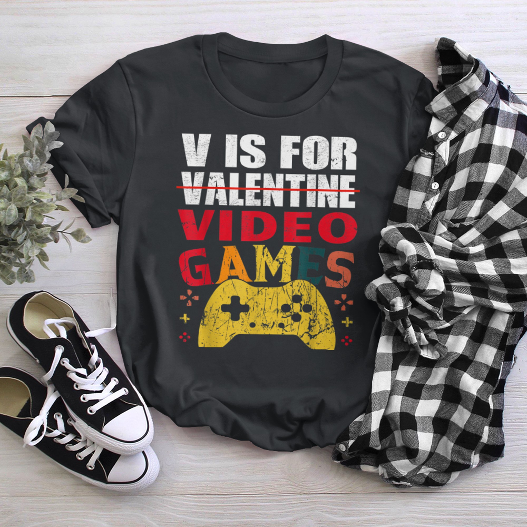 V Is For Video Games Funny Valentines Day Gamer Boy Men - 2023-09-16T114129.595 t-shirt black