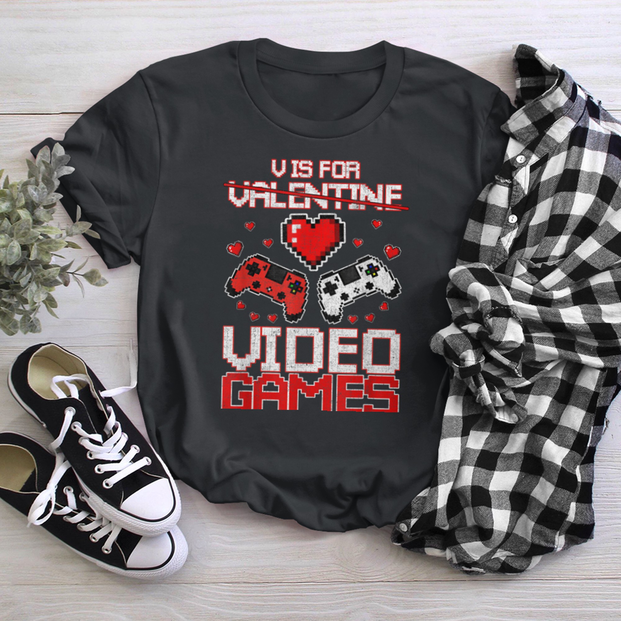 V Is For Video Games Funny Valentines Day Gamer Boy Men - 2023-09-16T114130.420 t-shirt black