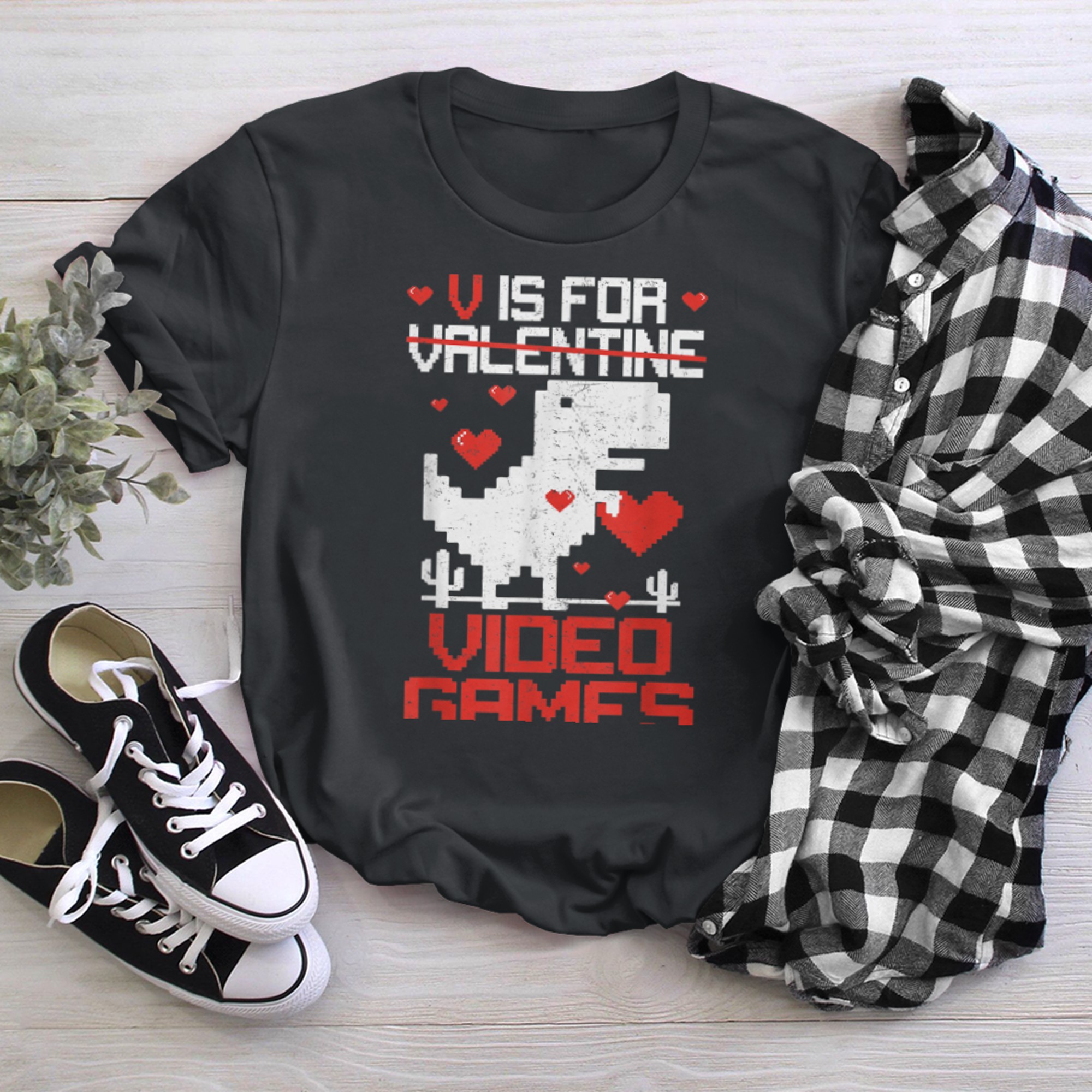 V Is For Video Games Funny Valentines Day Gamer Boy Men (75) t-shirt black