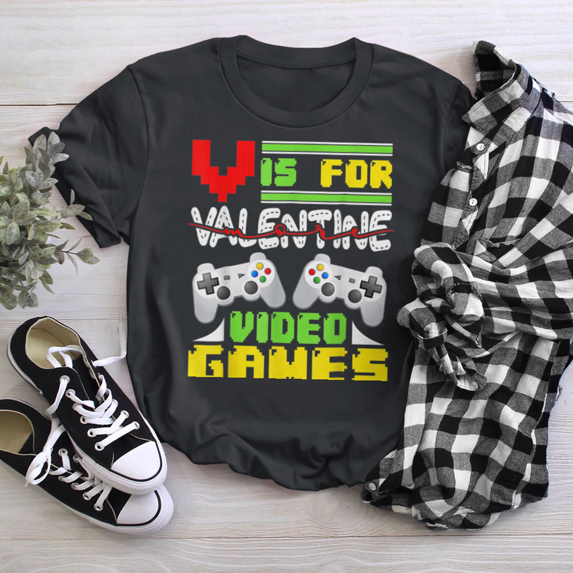 V Is For Video Games Funny Valentines Day Gamer Boy t-shirt black