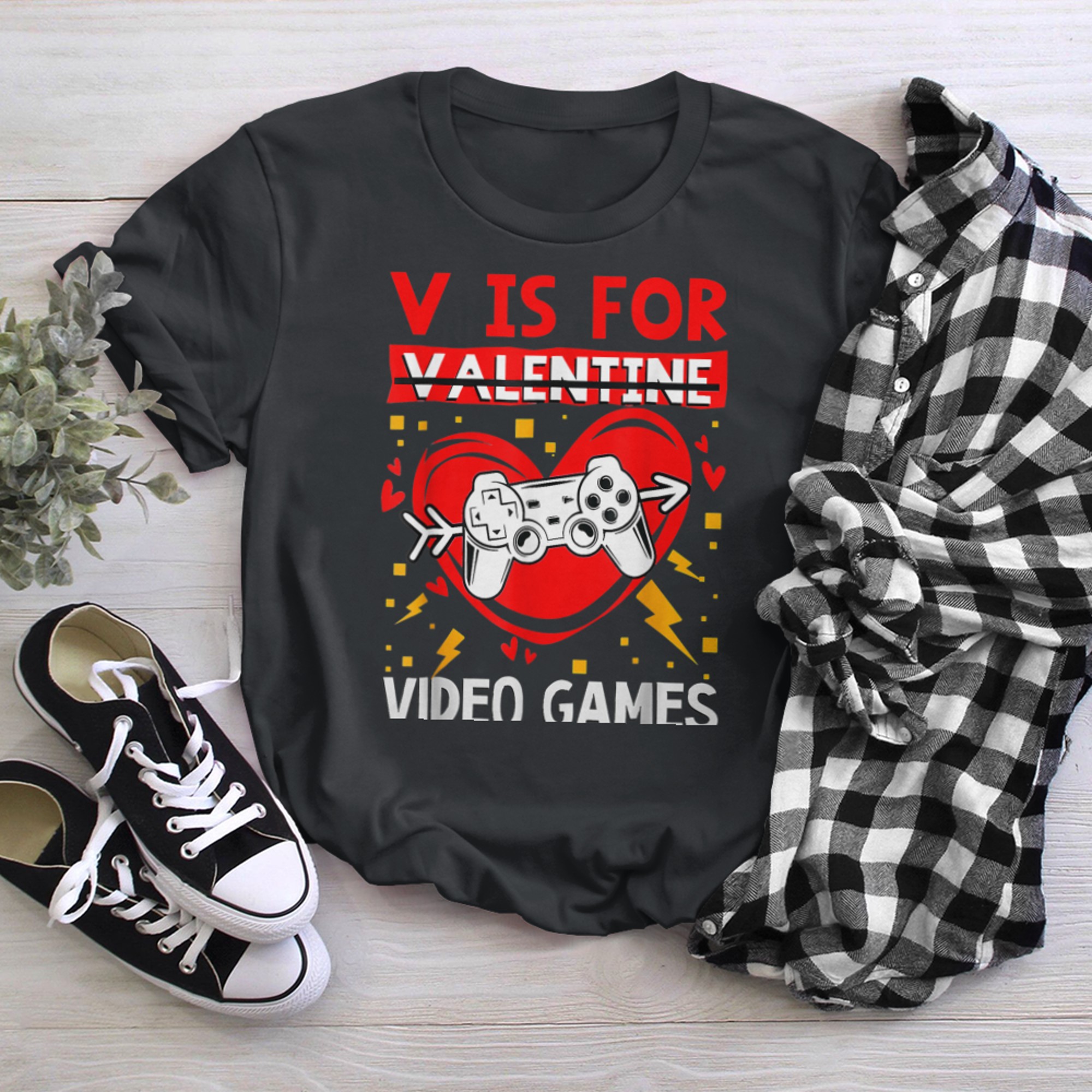 V Is For Video Games Funny Valentines Day Gamer Boys Men (11) t-shirt black