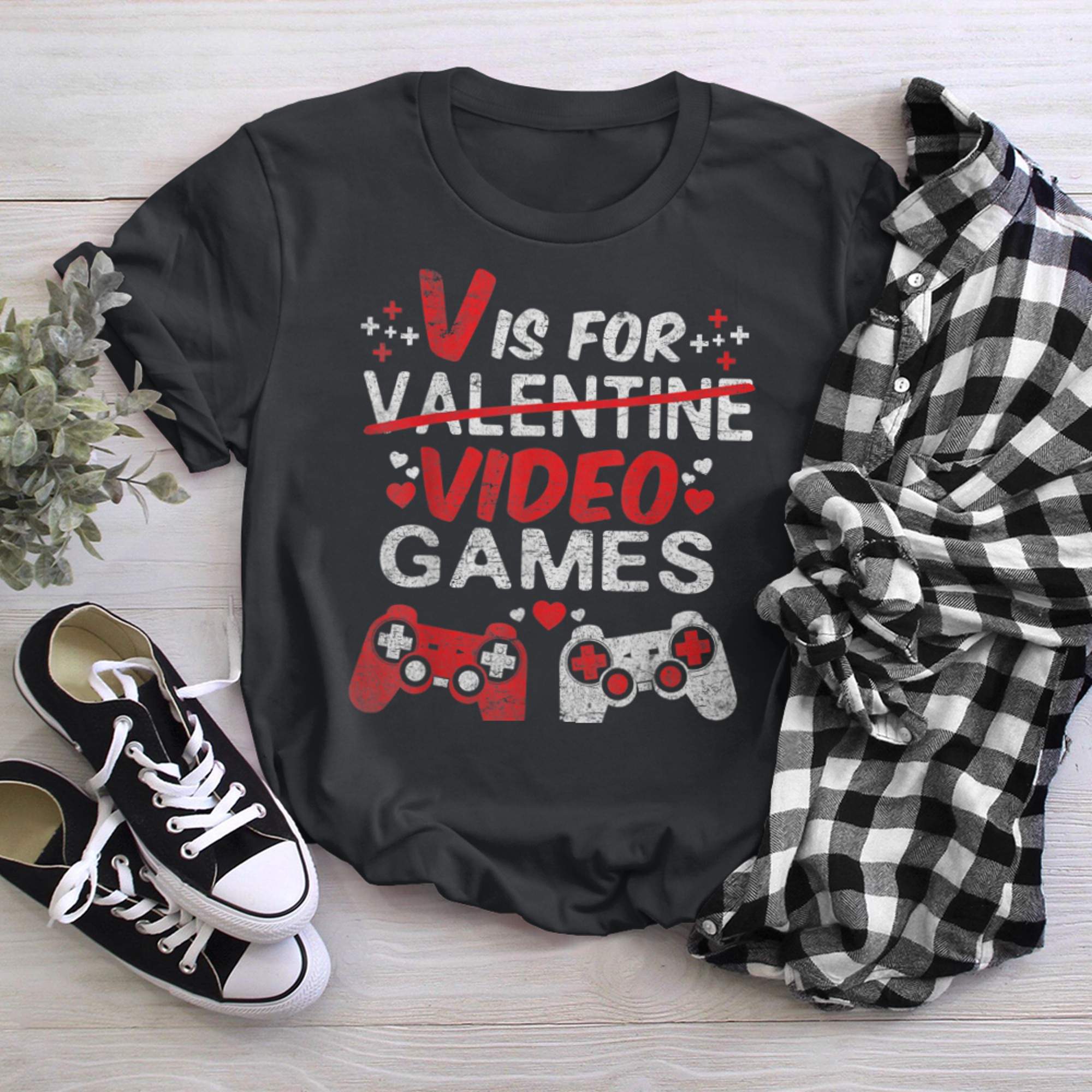 V Is For Video Games Funny Valentine's Day Gamer Boys Men (6) t-shirt black