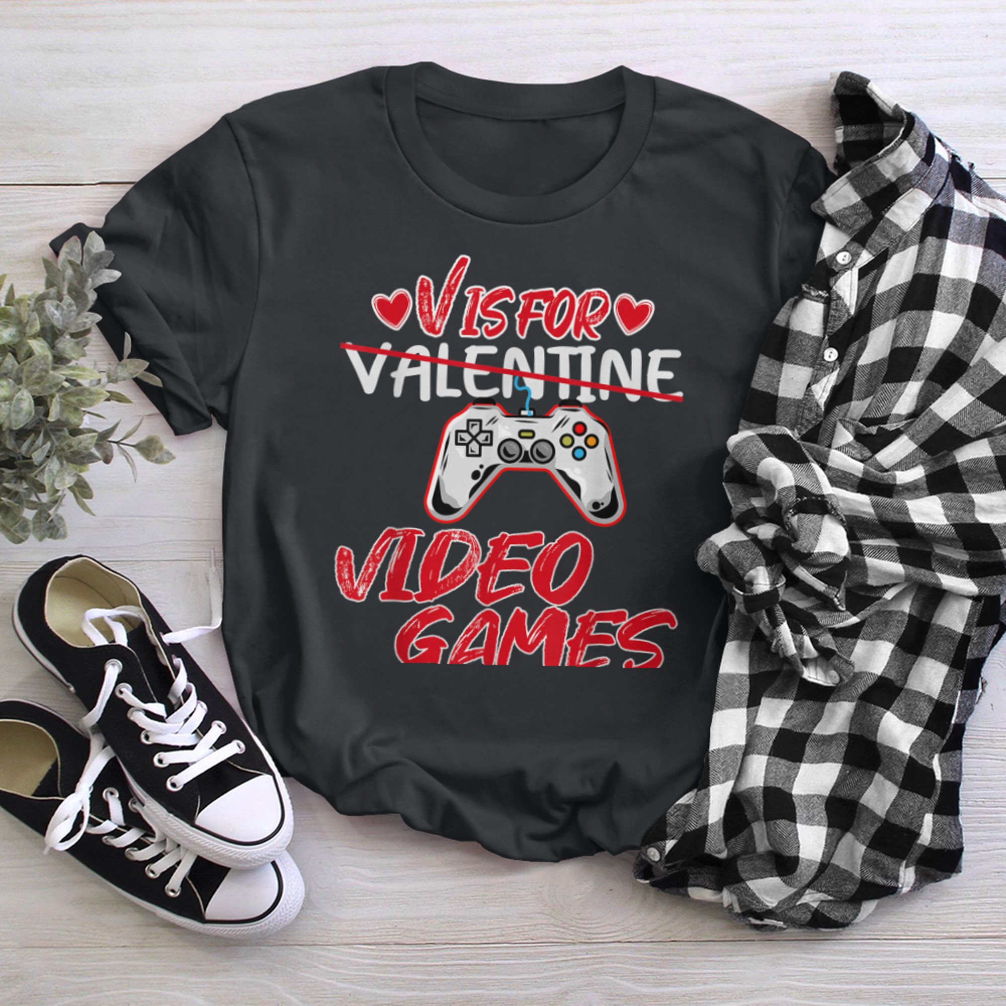 V Is For Video Games Funny Valentines Day Gamer Present t-shirt black