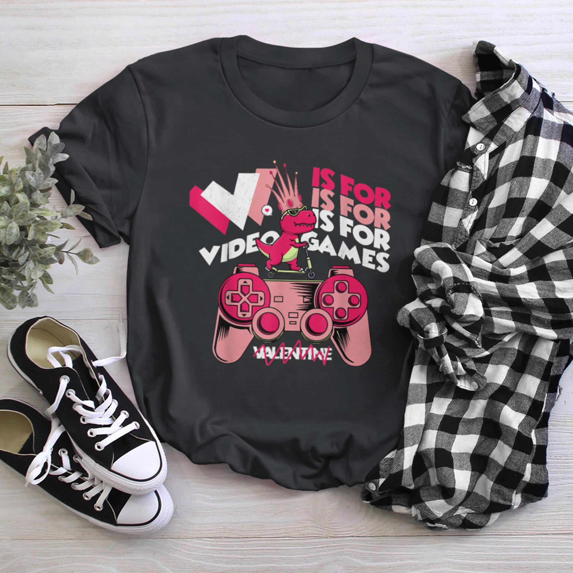 V Is For Video Games Funny Valentines Day Gamer T-rex Boys t-shirt black