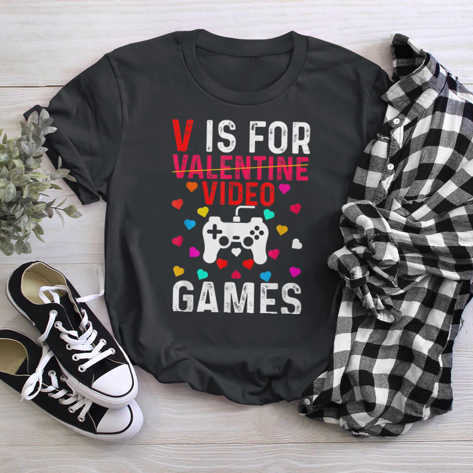 V Is For Video Games Funny Valentine's Day Video Gamer Kids t-shirt black