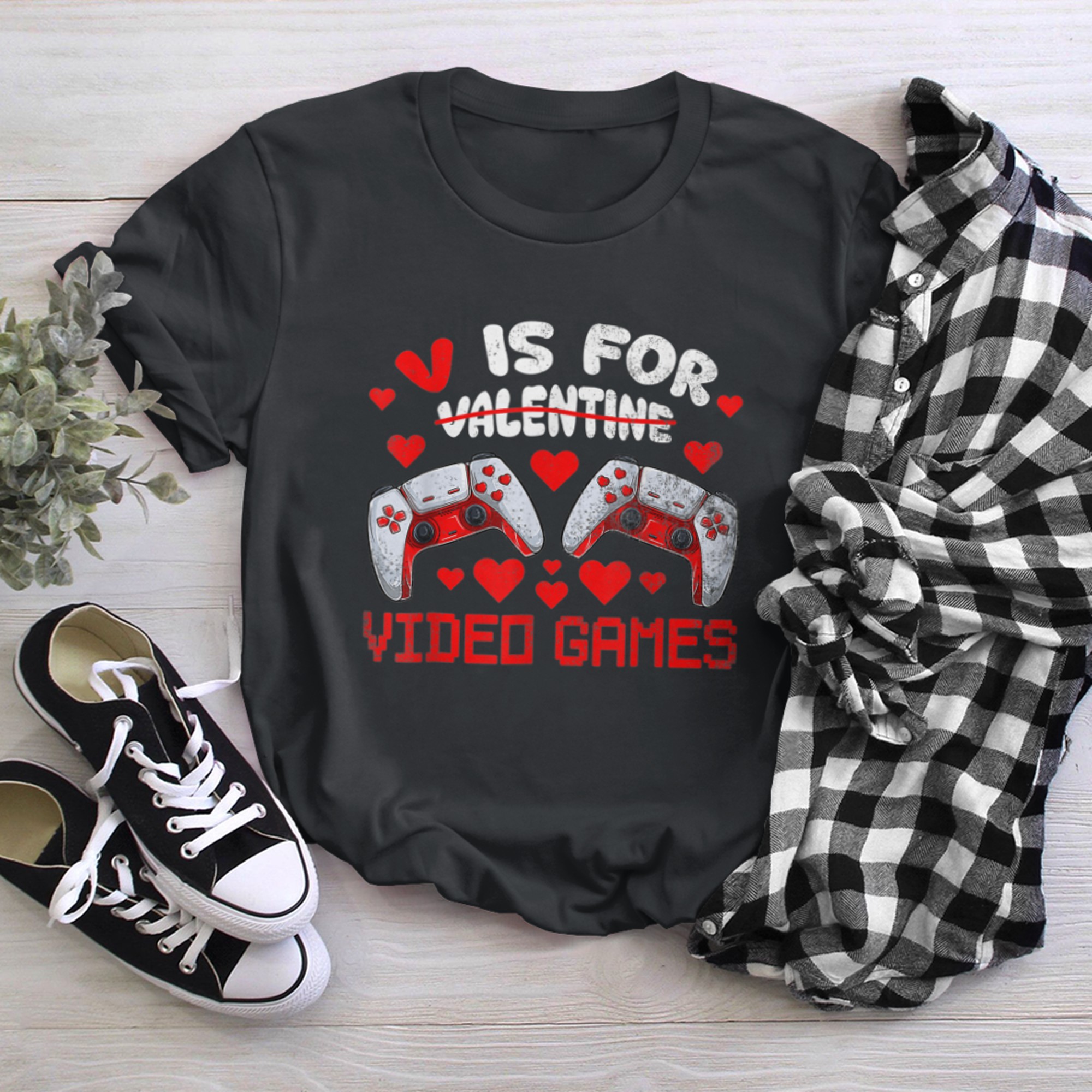 V Is For Video Games Gamer Boy Men Funny Valentines Day (9) t-shirt black