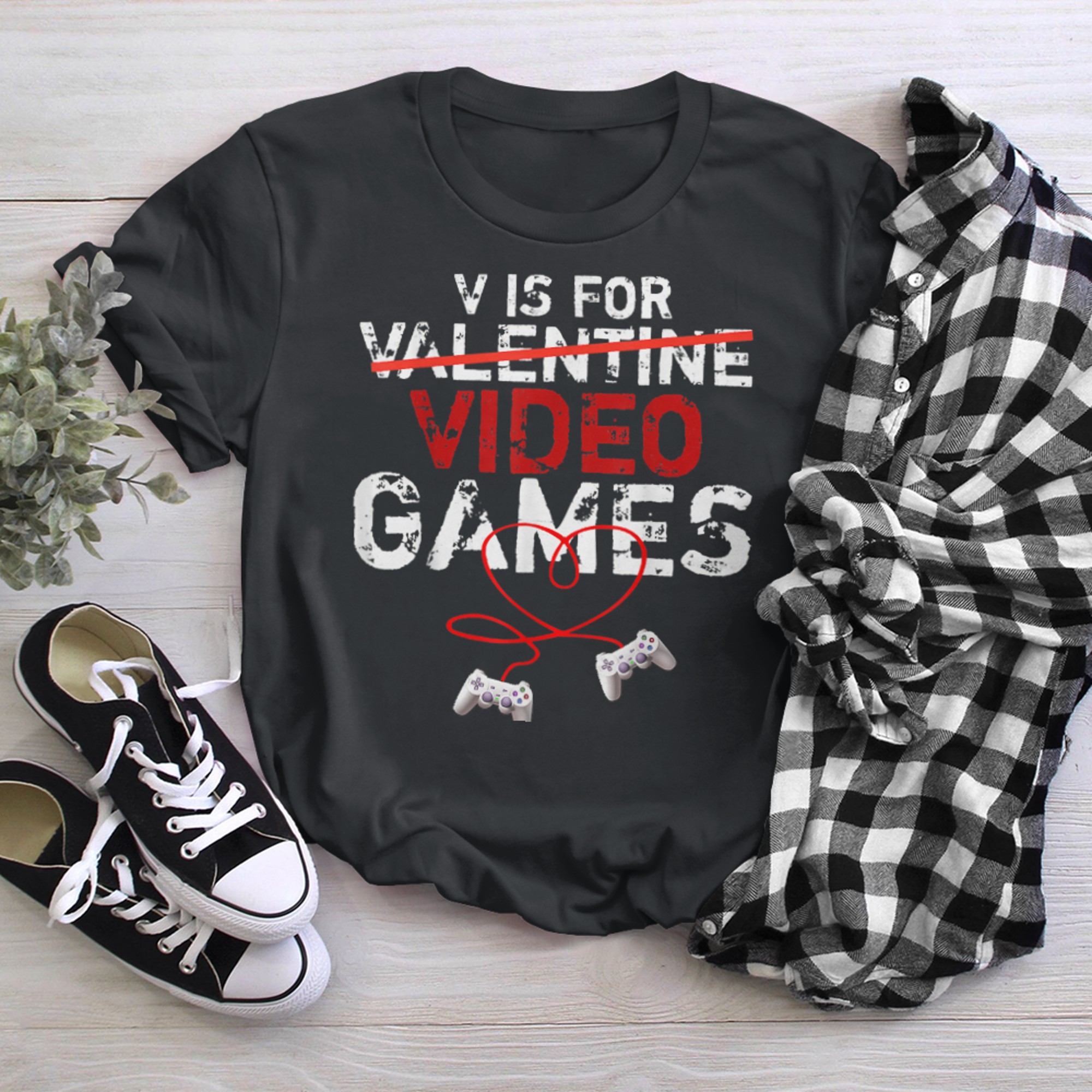 V Is For Video Games Gamer Boy Men Funny Valentines Day t-shirt black