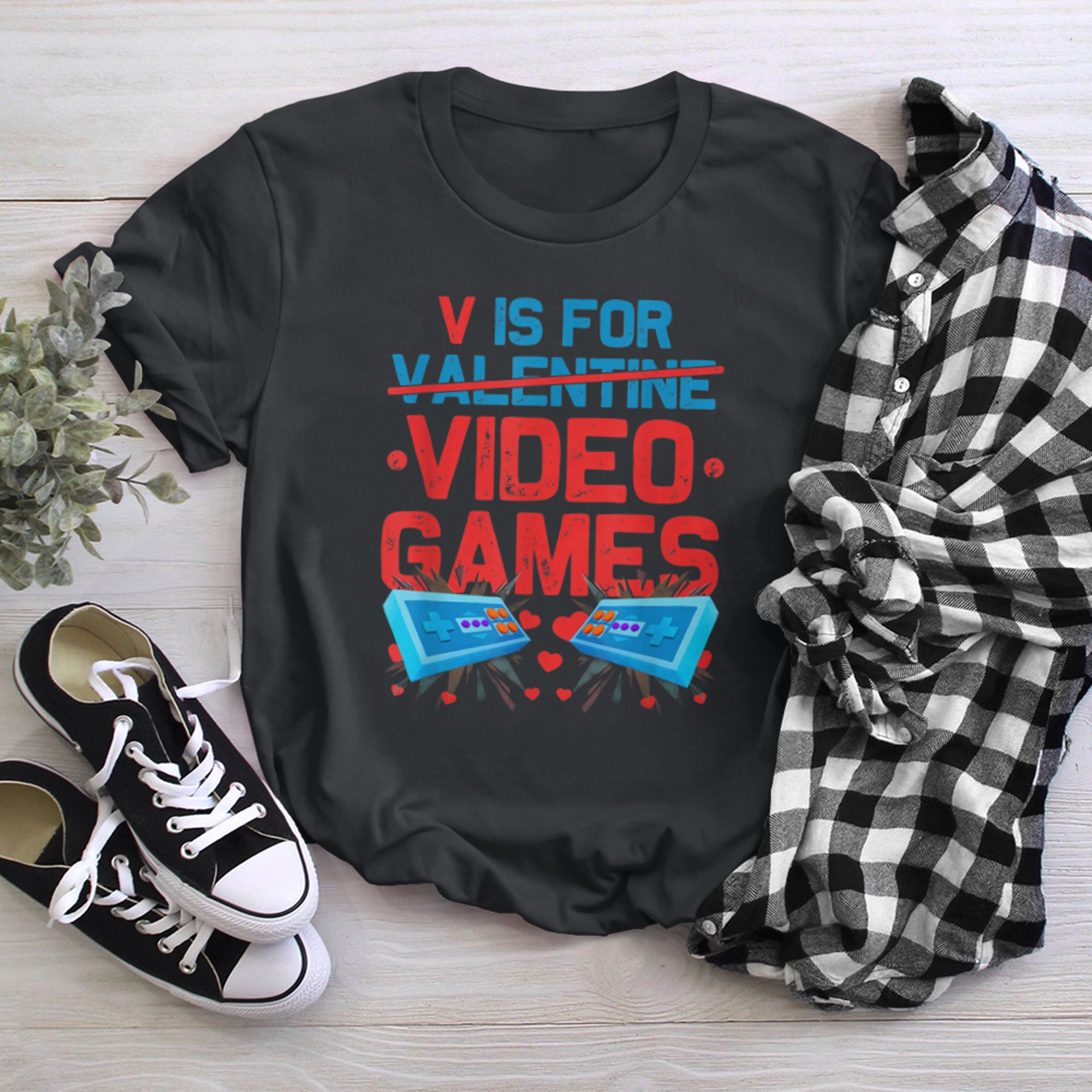 V Is For Video Games Valentines Day Funny Gamer Boy Men (7) t-shirt black