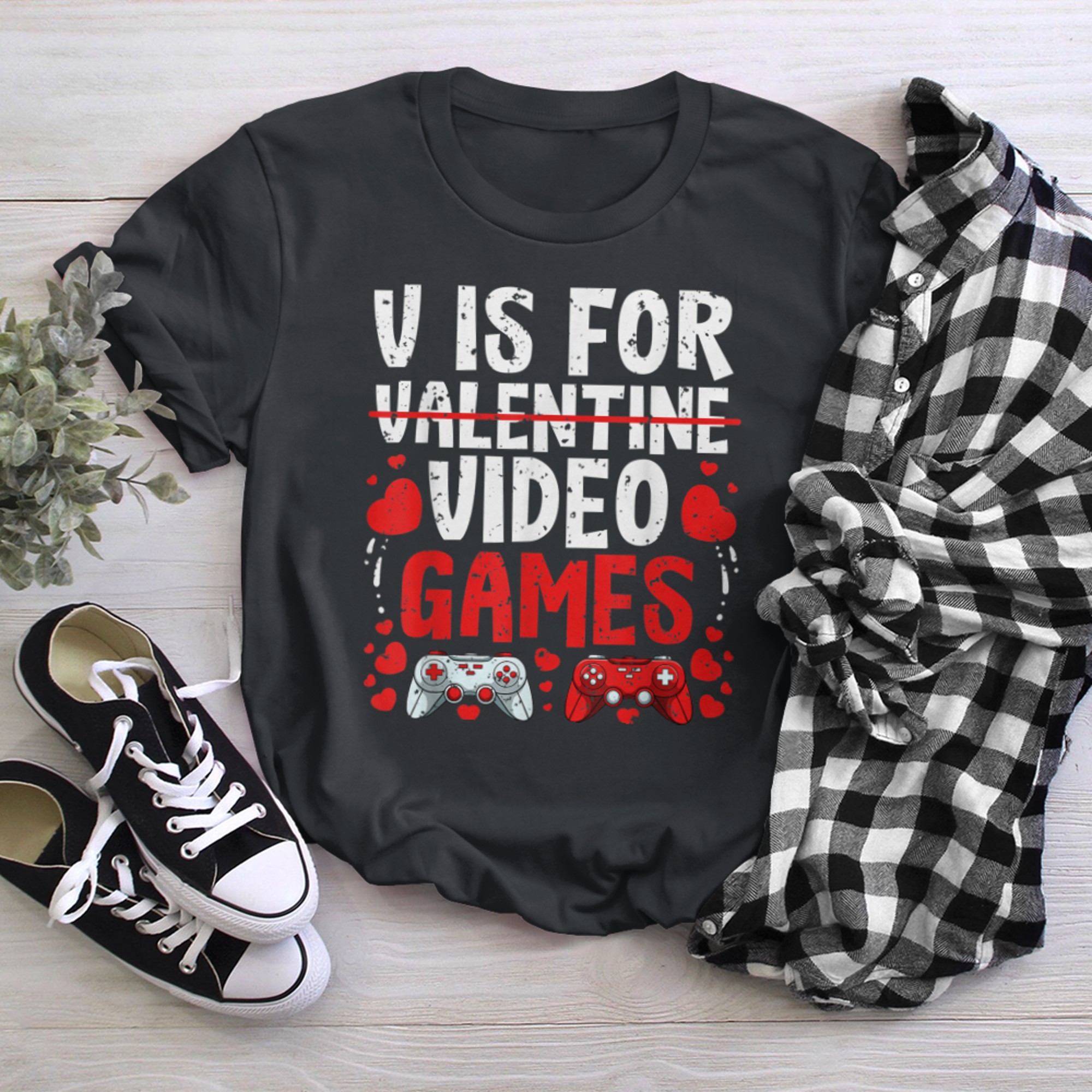 V Is For Video Games Valentines Day Funny Gaming Gamer (2) t-shirt black