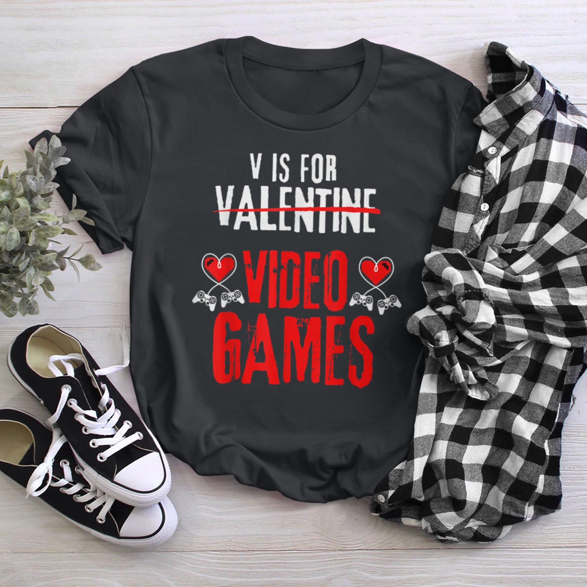 V Is For Video Games Valentines Day Funny V-Day Gaming Gamer t-shirt black