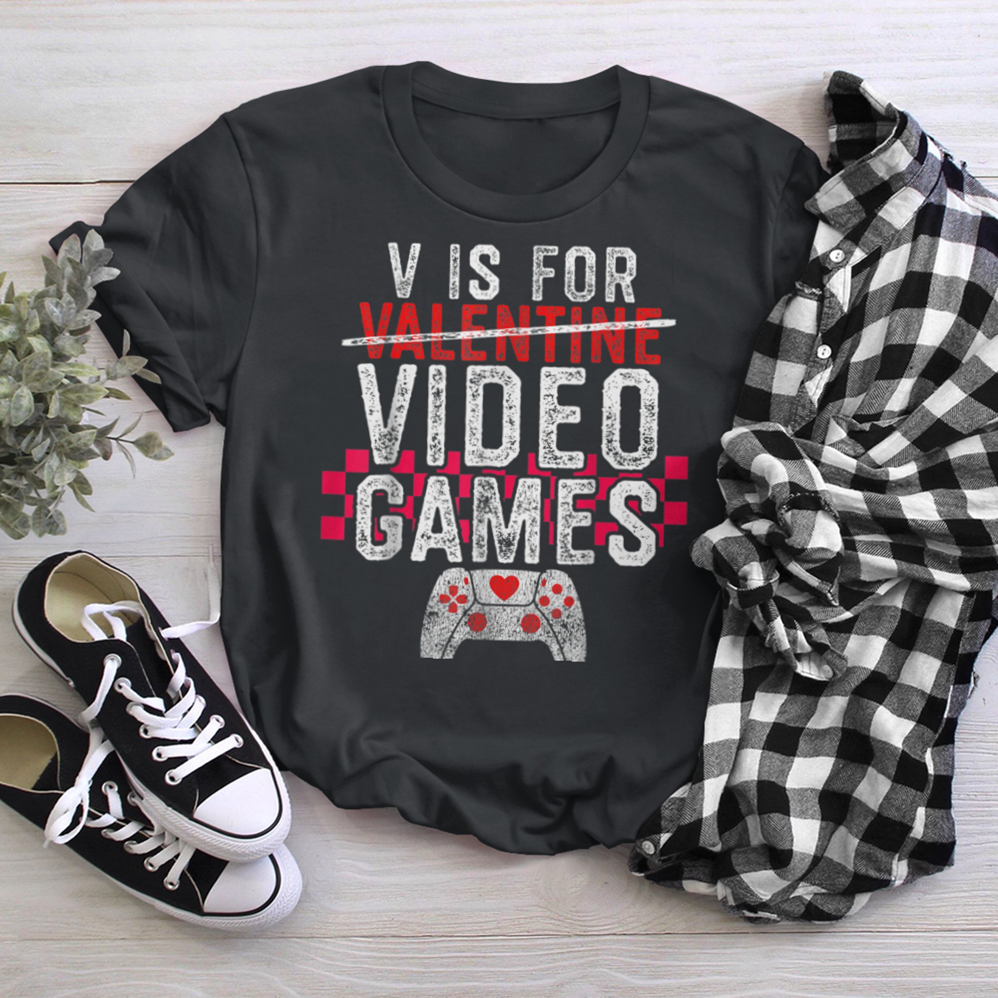 V is for Video Games Valentines Day Gamer Men Boys (24) t-shirt black