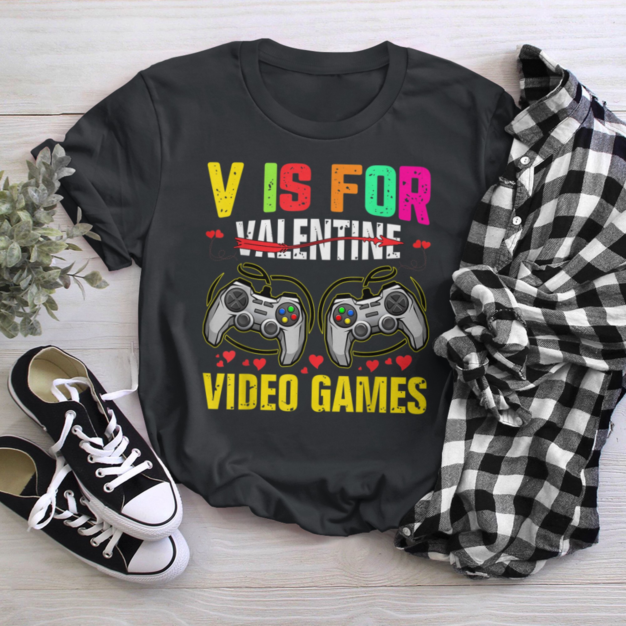 V Is For Video Games Valentines Day Gamer Men Boys Valentine (1) t-shirt black