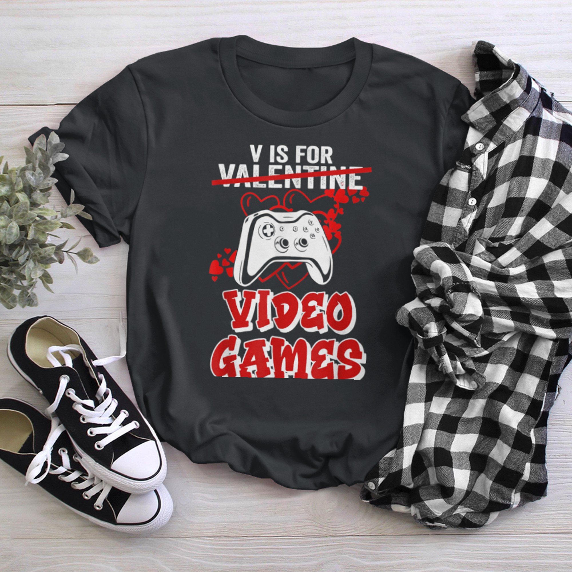 V Is For Video Games Valentine's Day Gamers Men Boy t-shirt black