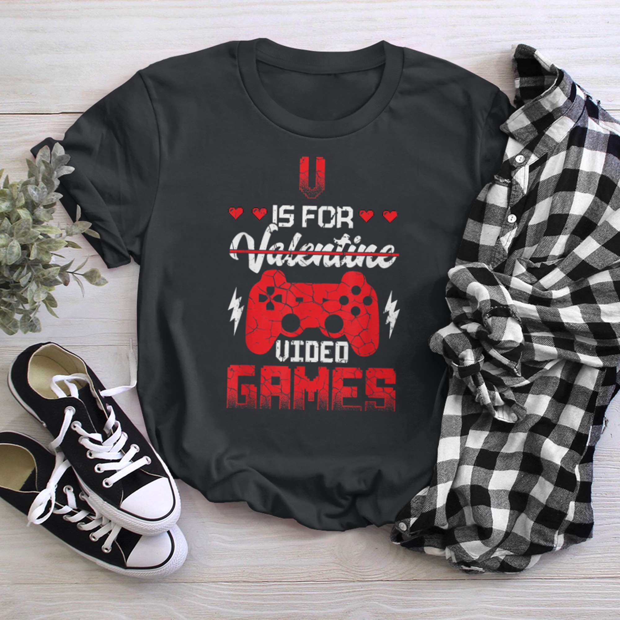 Valentines Day boys kids son V Is For Video Games gamer (10) t-shirt black