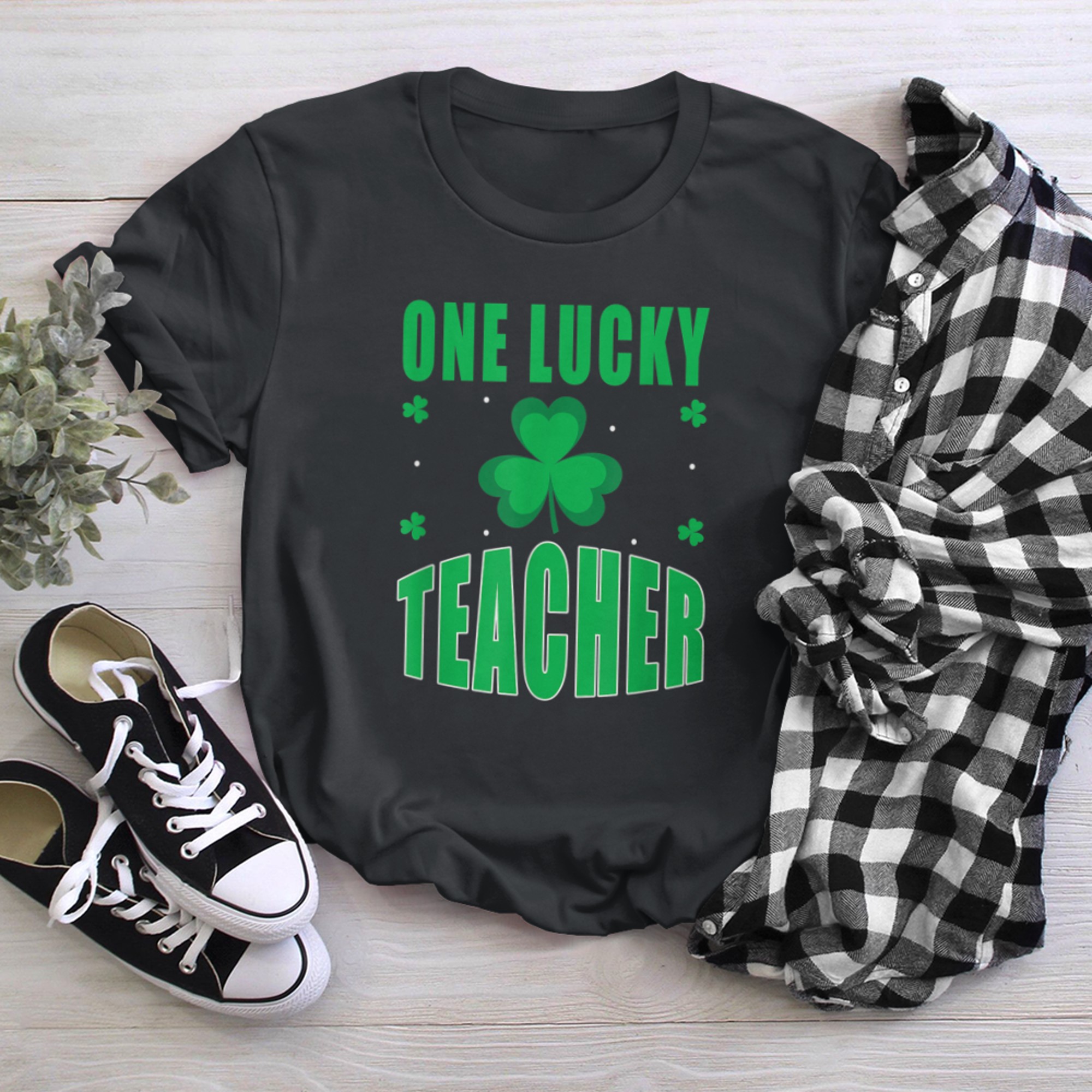 Clover Shamrock Saint Patrick's Day One Lucky Teacher t-shirt black