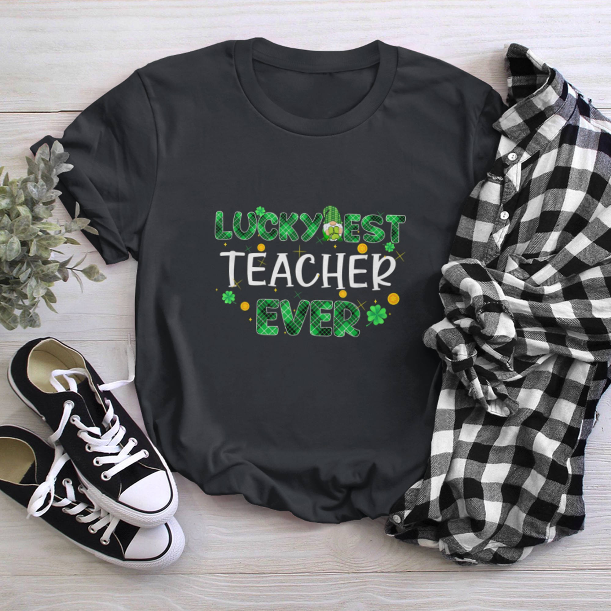 Funny Gnome Lukiest Teacher Ever St Patricks Day Shamrock t-shirt black