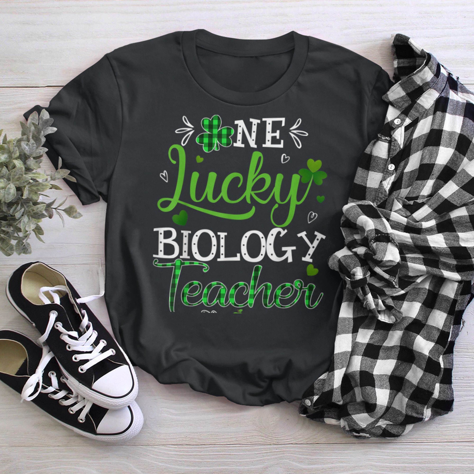 Funny One-Lucky Teacher BiologyTeacher T-Shirt St Patricks t-shirt black