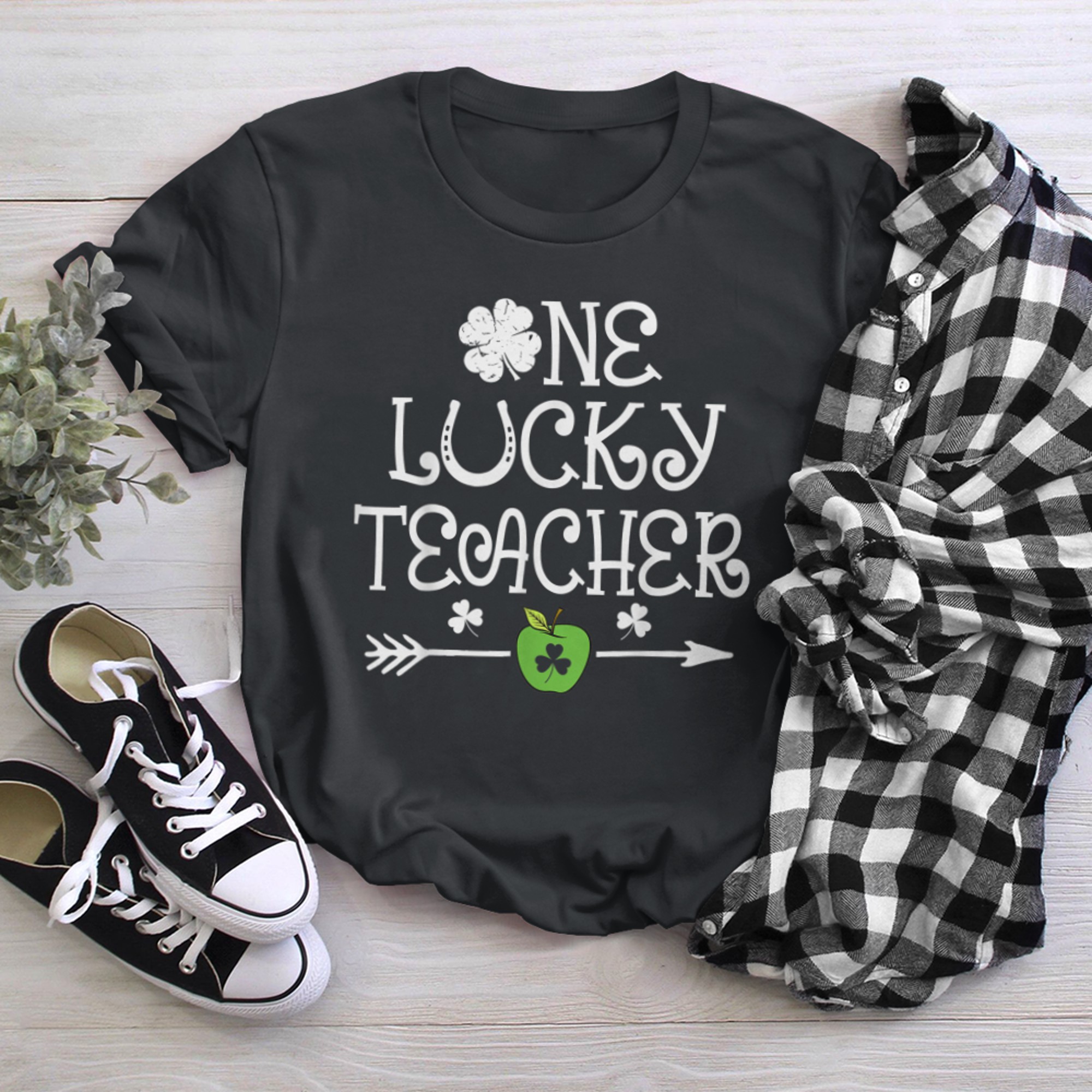 Funny St Patricks Day Cute for Pre-K One Lucky Teacher t-shirt black