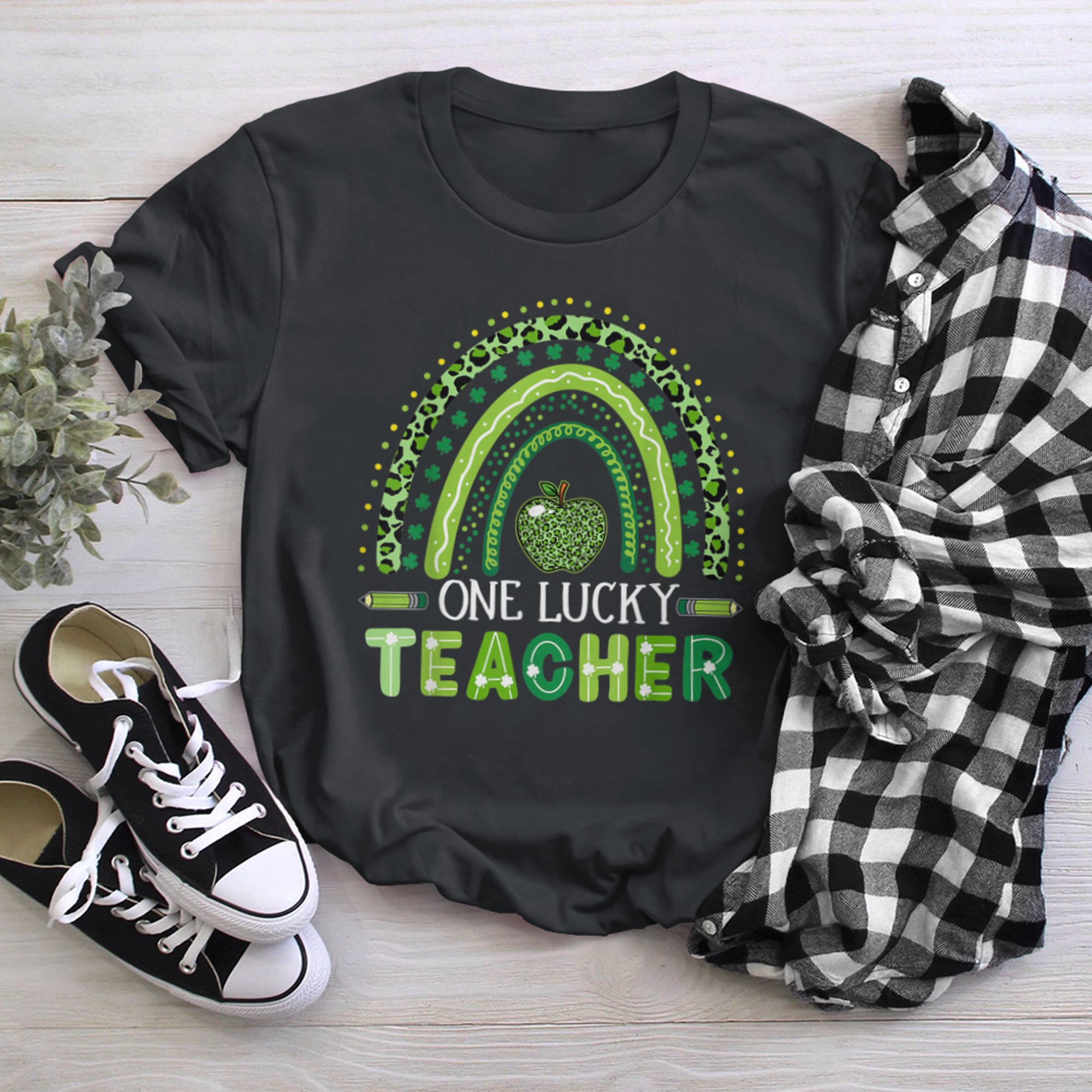 Leopard Rainbow Shamrock One Lucky Teacher St Patrick's Day t-shirt black